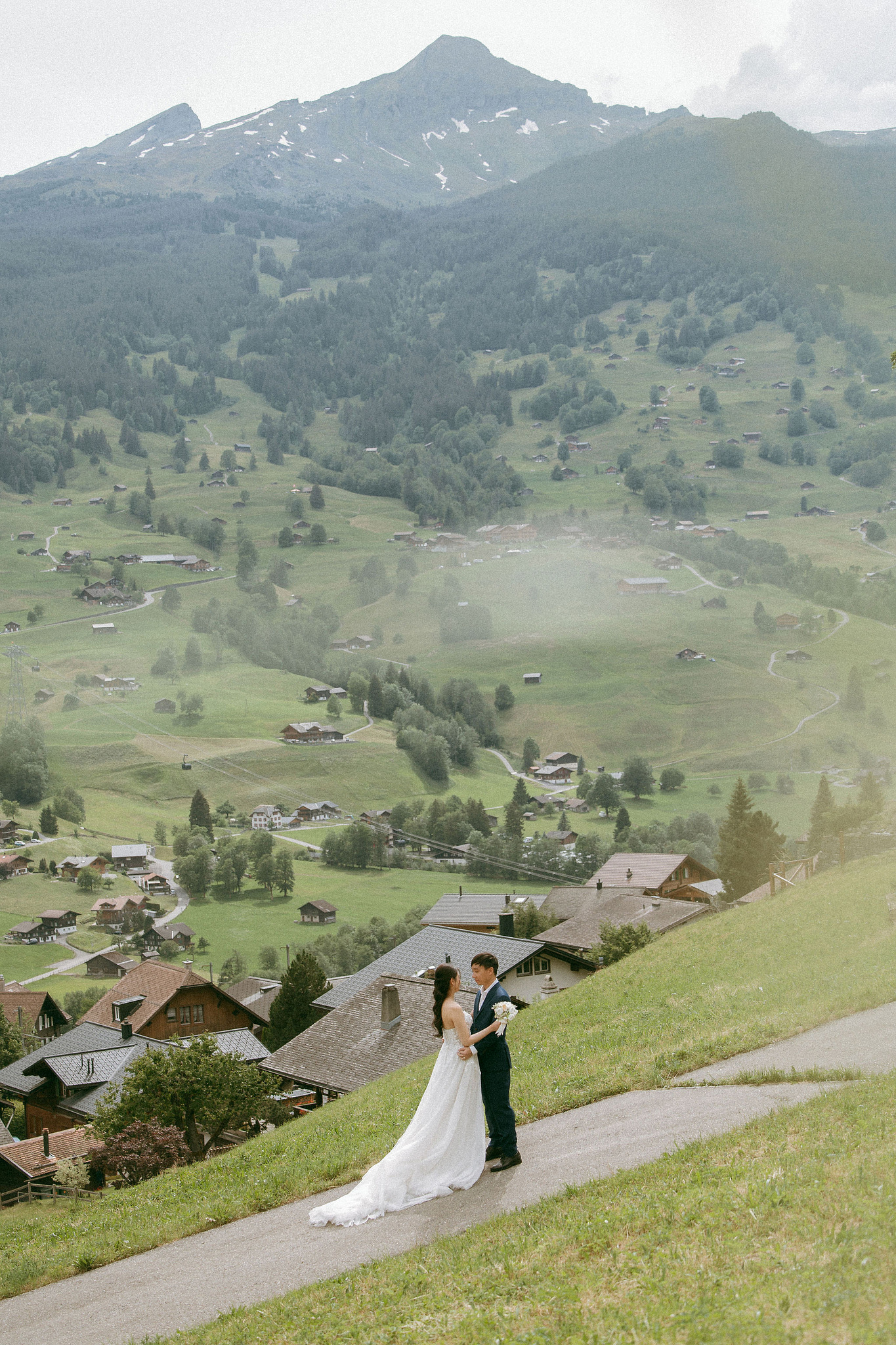 Switzerland Pre-Wedding Photoshoot | Spiez at Spiez pre-wedding photo