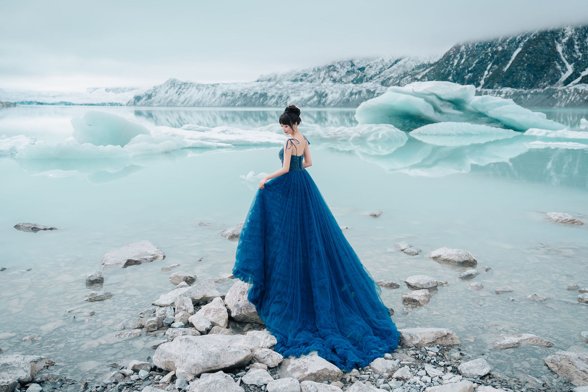New Zealand Pre-Wedding Photoshoot | Lake Wakatipu, Fog Peak, Lake Tekapo, Glacier & Mount Cook National Park at Glacier pre-wedding photo