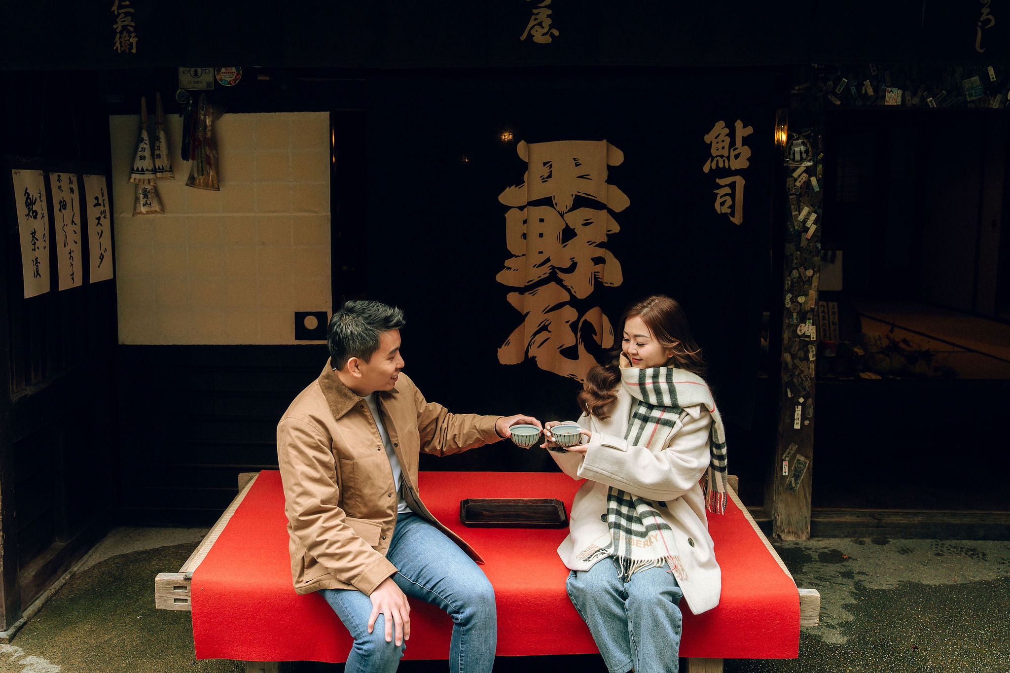 Kyoto Pre-Wedding Photoshoot | Arashiyama River, Arashiyama Temple & Mt. Wakakusa at Arashiyama Temple pre-wedding photo