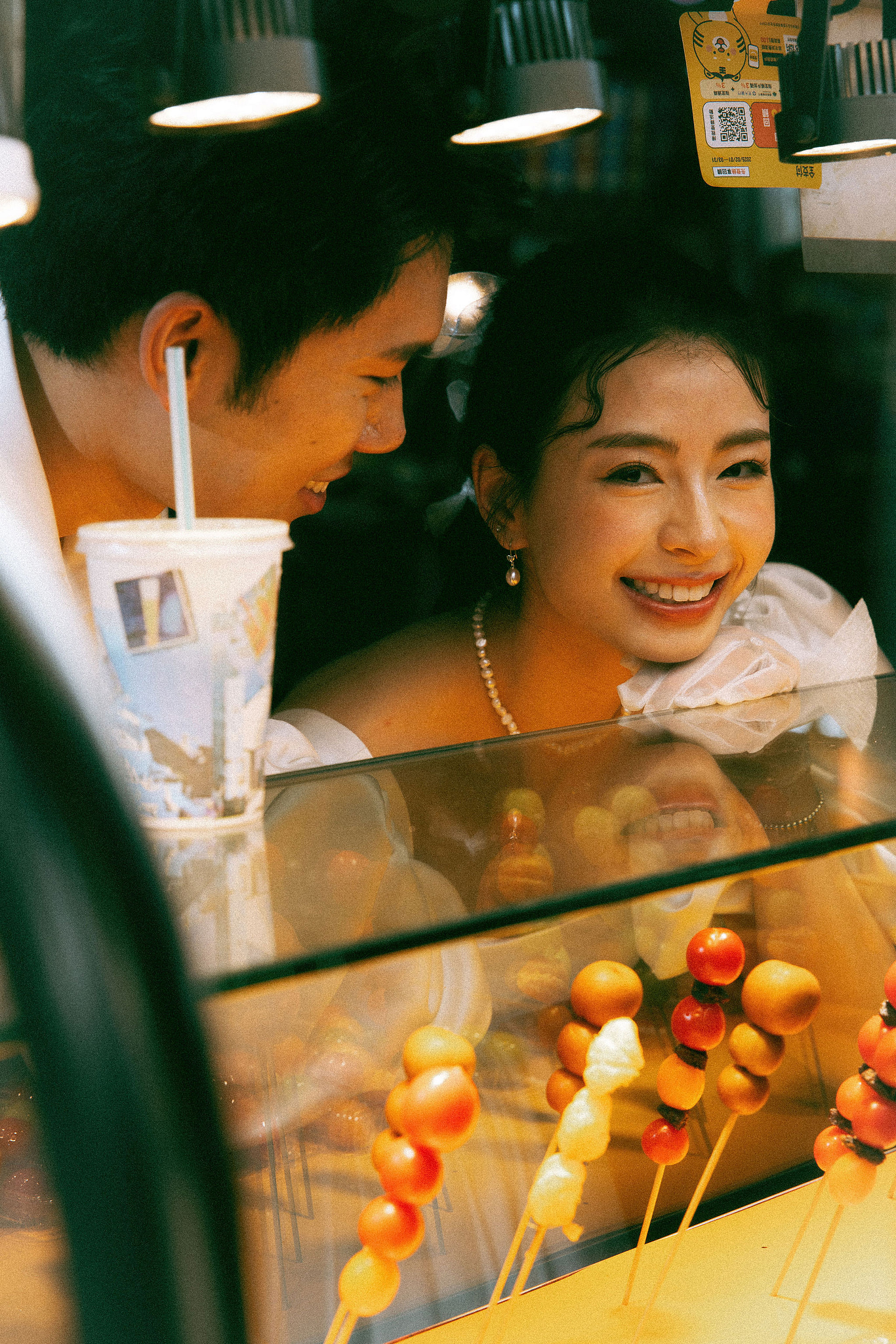 Taiwan Pre-Wedding Photoshoot Traditional Garden Qi Pao Experience Yangmingshan Vintage Night Market Shoot at Night Market pre-wedding photo
