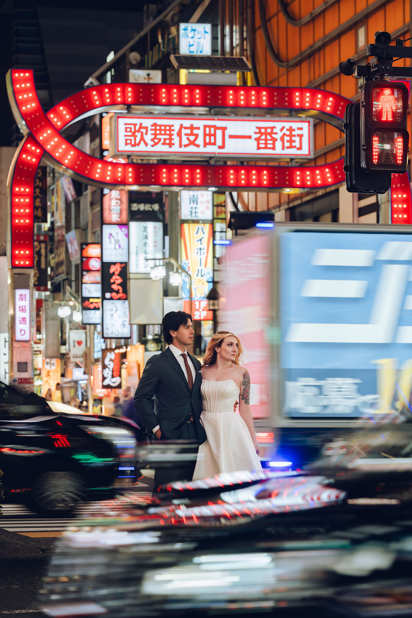 Tokyo & Mt. Fuji Pre-Wedding Photoshoot | Tokyo Garden Shrine, Lake Kawaguchiko & Shinjuku Street at Shinjuku Streets pre-wedding photo