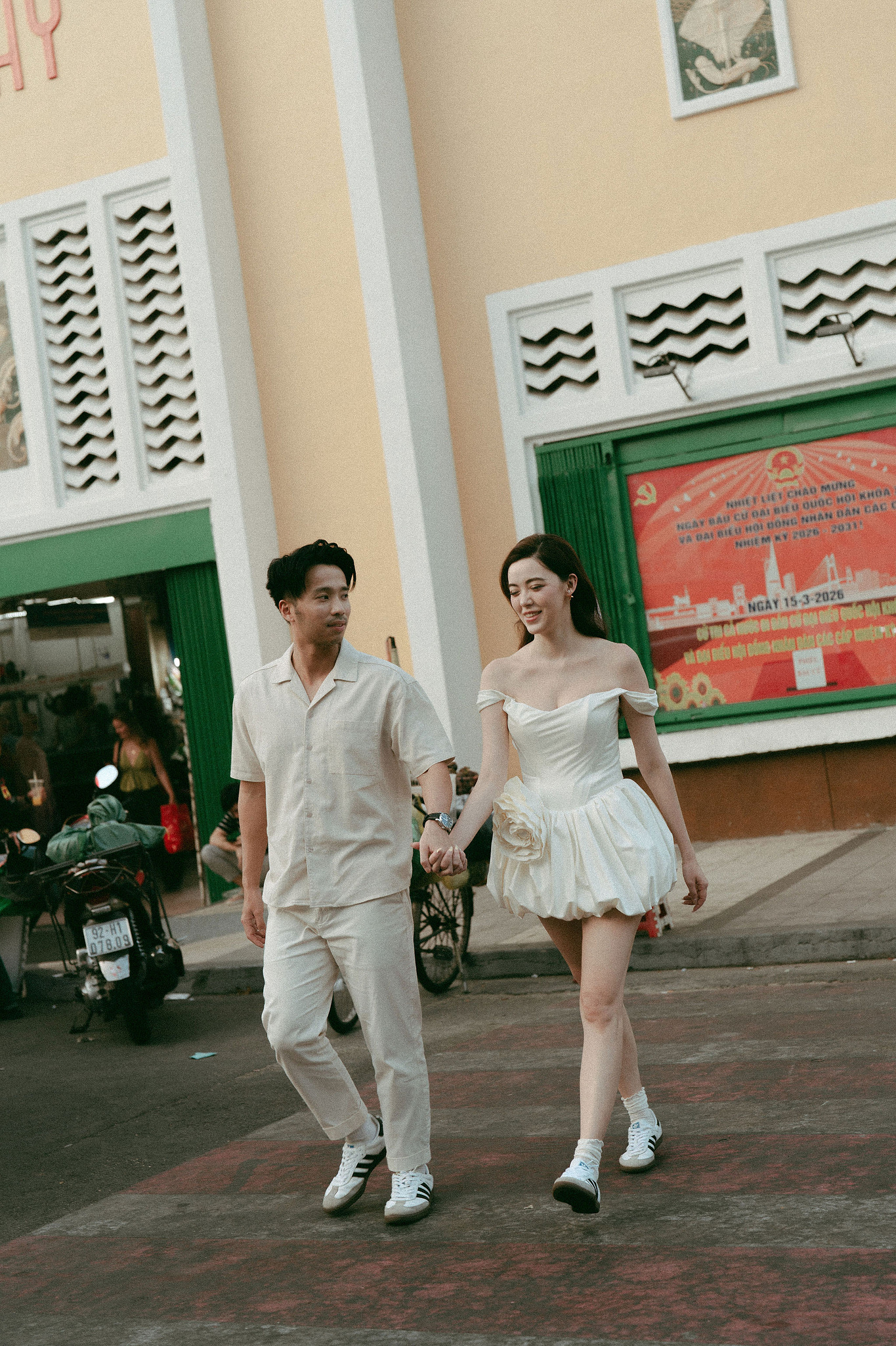 Ho Chi Minh Vietnam Pre-Wedding Photoshoot | European Film Studio, Market Streets & Saigon Bridge at Local Market pre-wedding photo