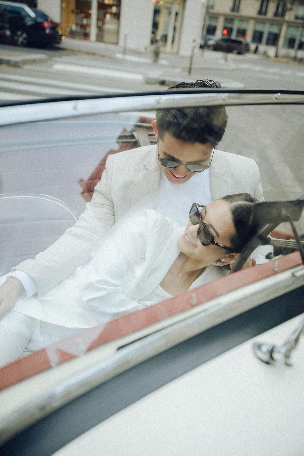 Paris Pre-Wedding Photoshoot with Eiﬀel Tower Louvre Museum Parisian Cafe Vintage Car Rooftop Night at Parisian Streets pre-wedding photo