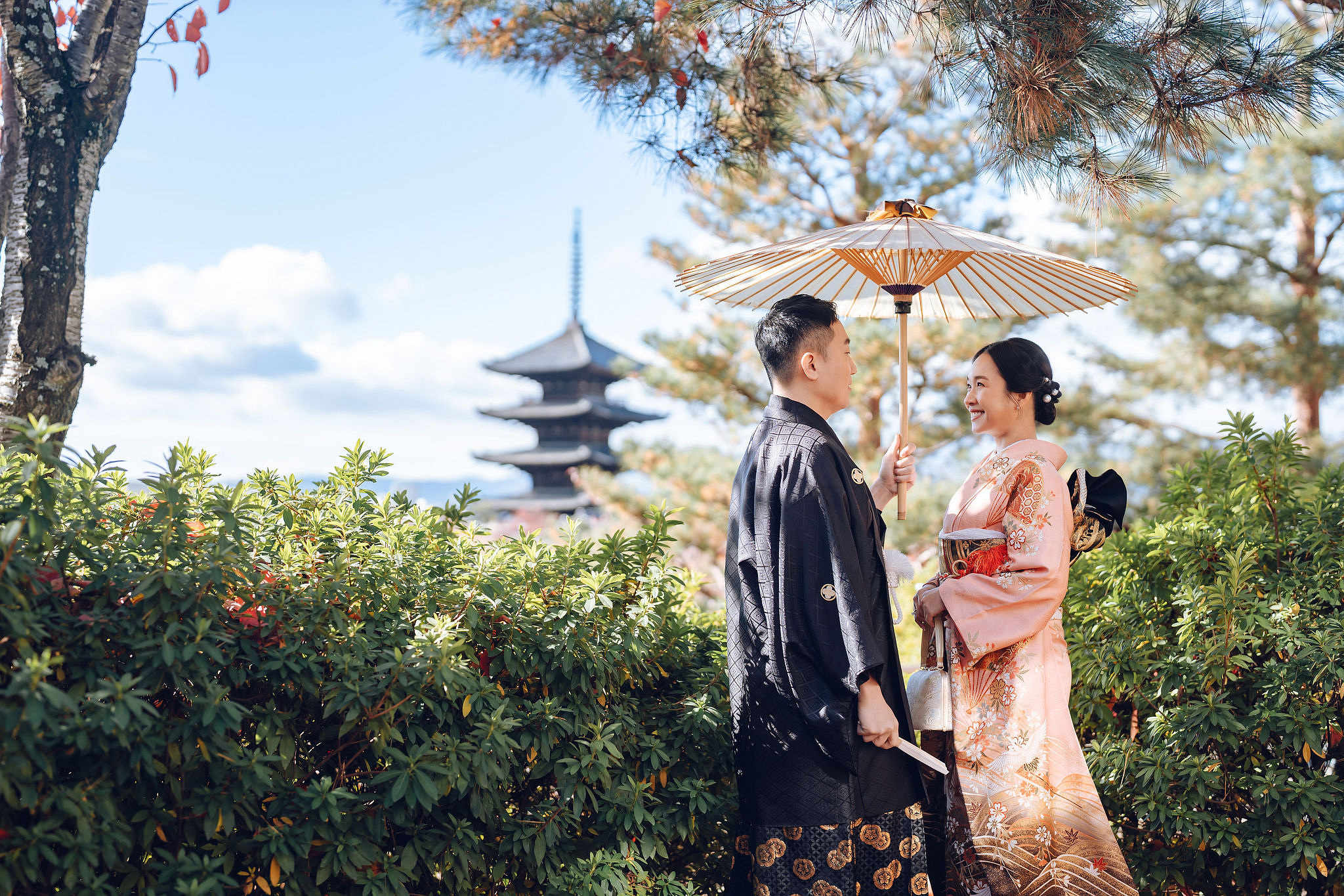 Kyoto Pre-Wedding Photoshoot | Historic Pagoda Streets & Nara Grasslands at Historic Kyoto Streets & Pagoda pre-wedding photo