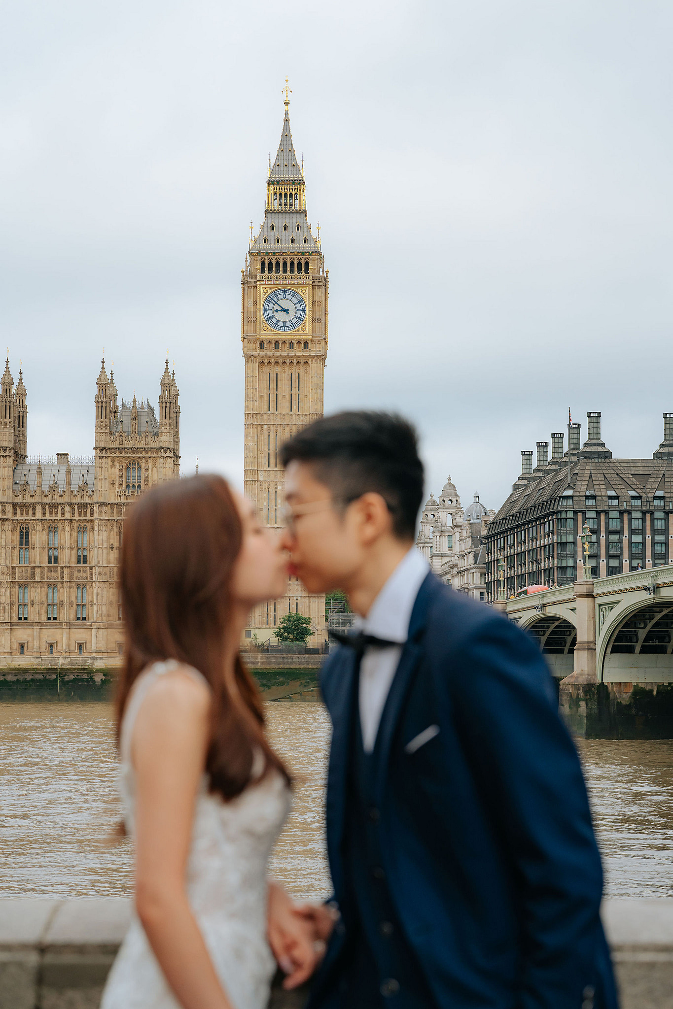 London Pre-Wedding Photoshoot | Westminster, Big Ben & the London Eye at Westminster pre-wedding photo