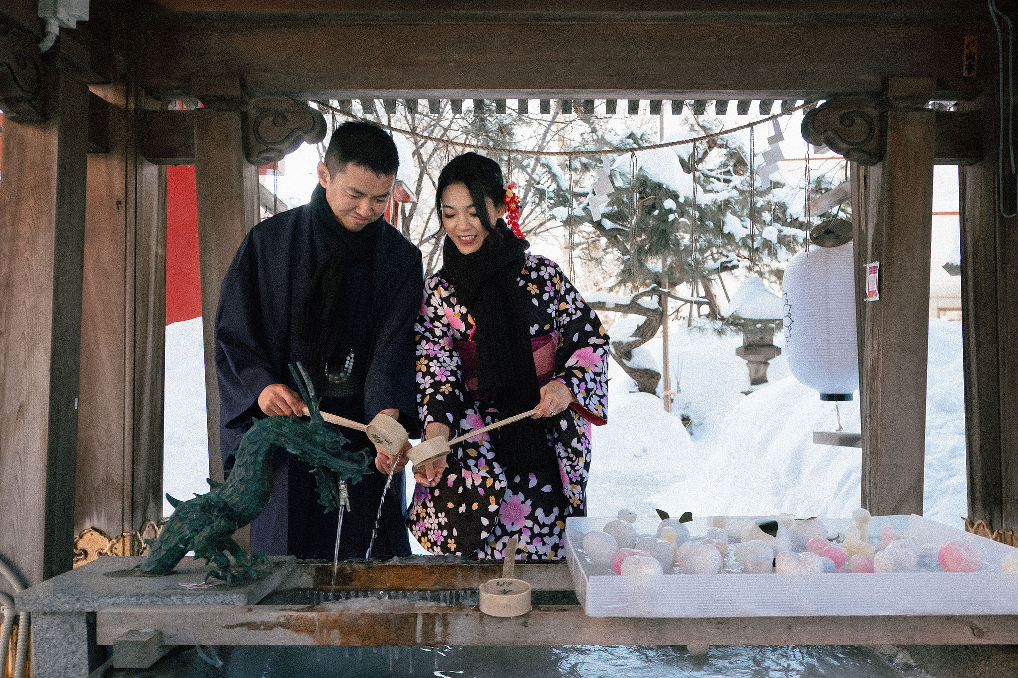 Hokkaido Pre-Wedding Photoshoot with Iyahiko Shrine, Nakajima Park, Moerenuma Park & Otaru Canal at Yahiko Shrine pre-wedding photo