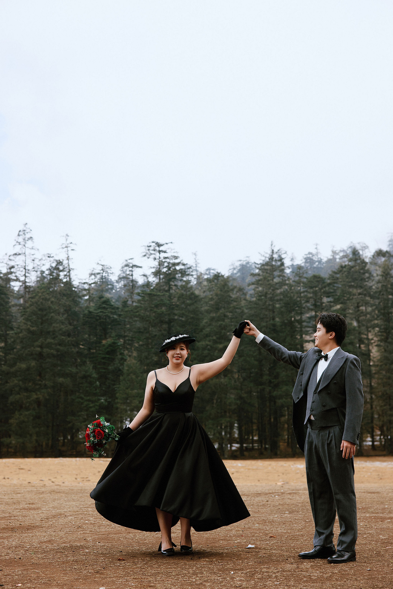 Lijiang Pre-Wedding Photoshoot | Spruce Meadow, Blue Moon Valley & Alpine Lake at Spruce Meadow pre-wedding photo
