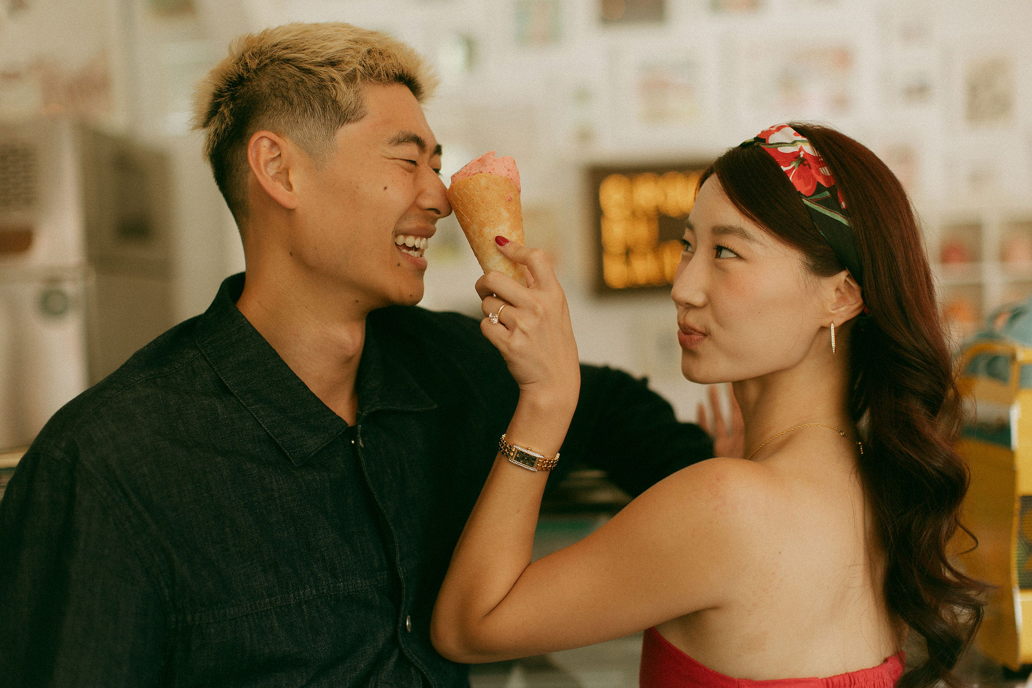 Bali Pre-Wedding Photoshoot | Mt. Batur Pinggan Village, Gelato Diner & Black Sand Beach at Restaurant   pre-wedding photo