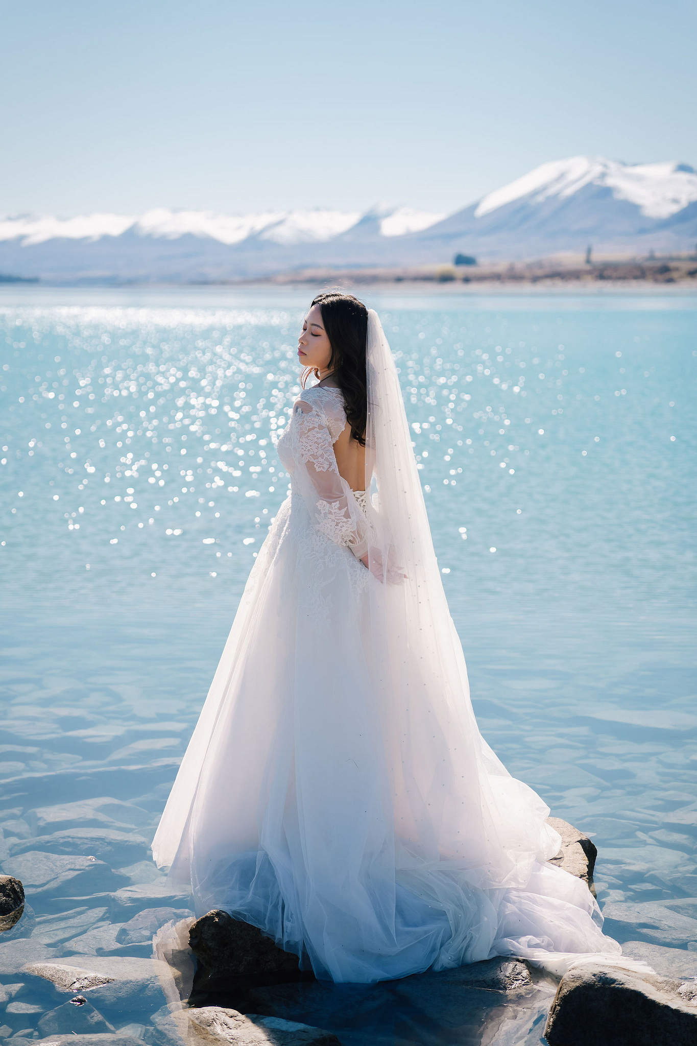 New Zealand Pre-Wedding Photoshoot | Lake Wakatipu, Alta Tarns, Coromandel Peak to Mount Cook at Lake Tekapo pre-wedding photo
