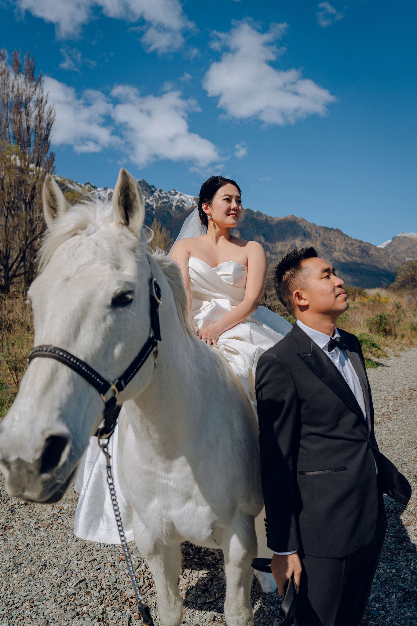 New Zealand Pre-Wedding Photoshoot | Lake Tekapo, Mount Cook, Tasman Glacier & Lake Wakatipu at Lake Wakatipu pre-wedding photo