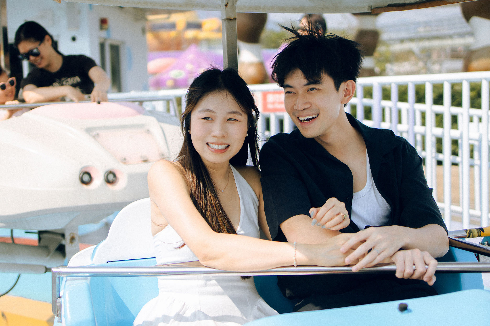 Taiwan Pre-Wedding Photoshoot | Dadaocheng & Children's Amusement Park at Children's Amusement Park pre-wedding photo