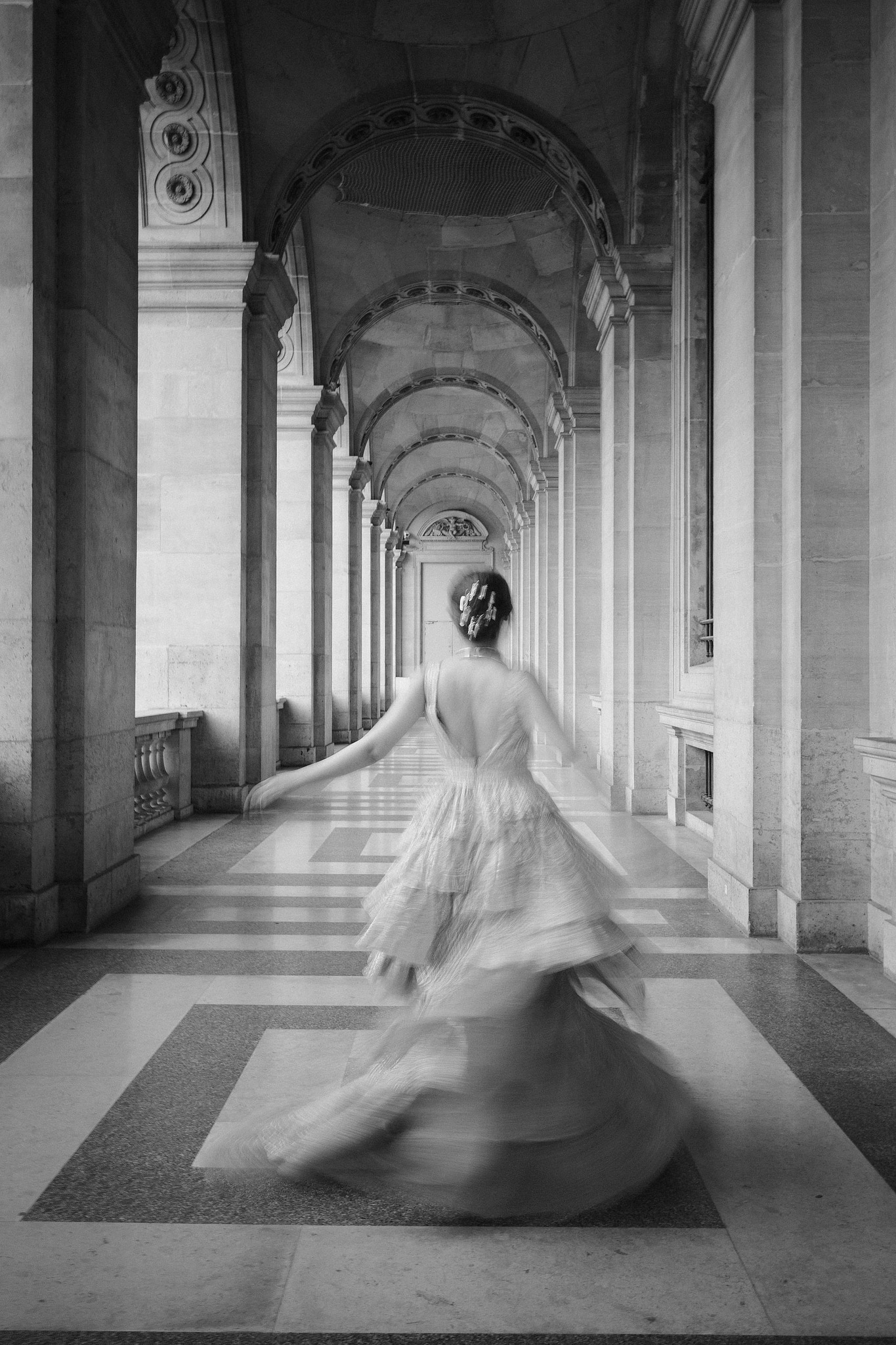 Paris Pre-Wedding Photoshoot | Place du Trocadéro, Avenue de Camoëns, Parisian Café, Tuileries Garden & Louvre at Louvre pre-wedding photo