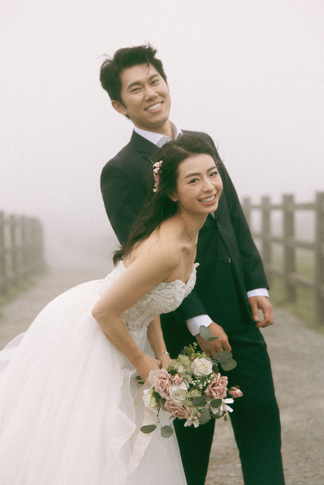 Taiwan Pre-Wedding Photoshoot Traditional Garden Qi Pao Experience Yangmingshan Vintage Night Market Shoot at Yang Ming Shan pre-wedding photo