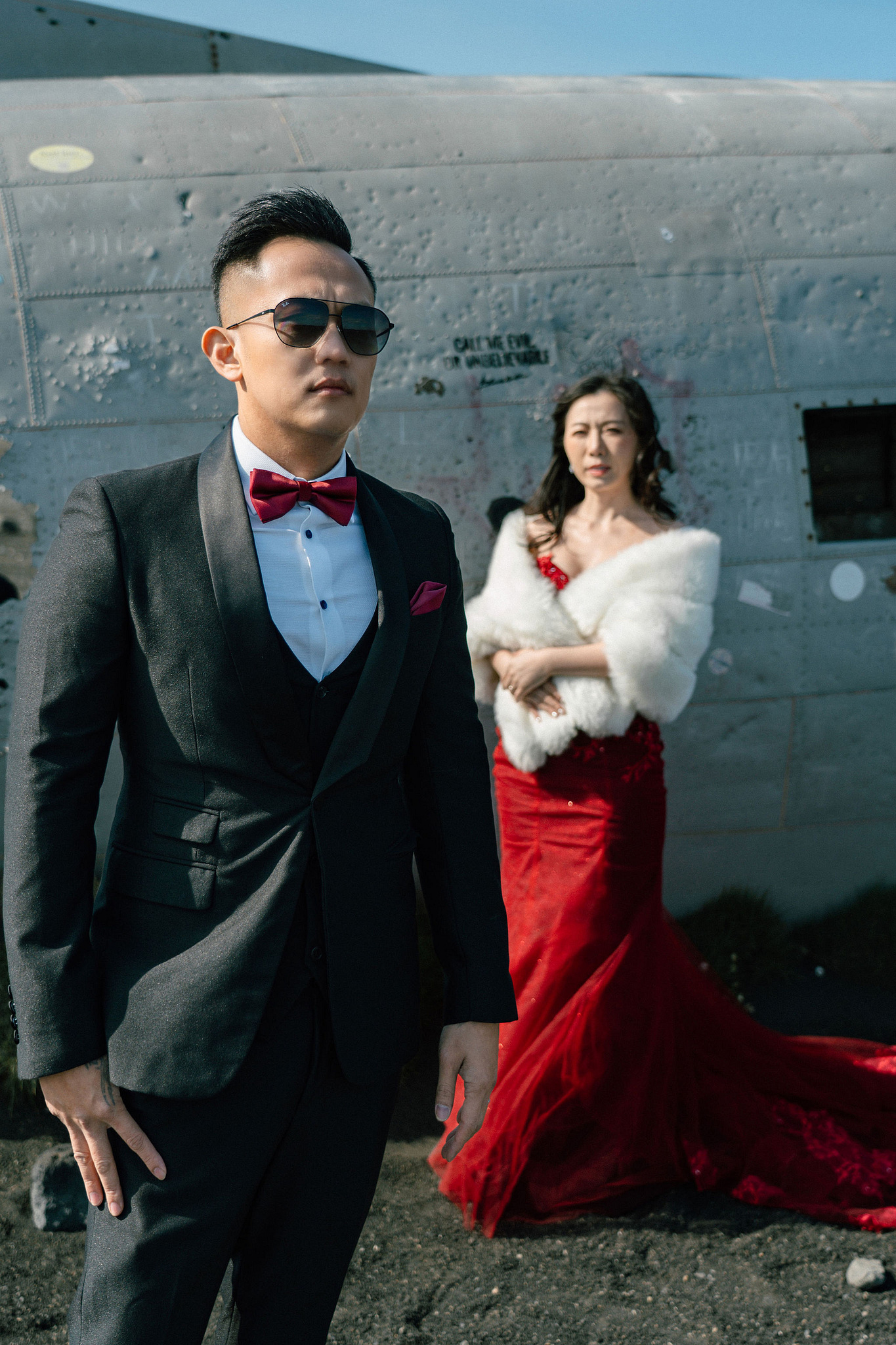 Iceland Pre-Wedding Photoshoot | Hallgrimskirkja, Skogafoss, DC Plane Wreck & Black Sand Beach at DC Plane Wreck pre-wedding photo