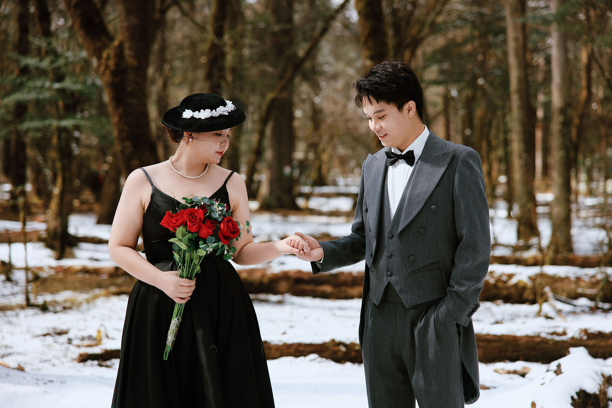 Lijiang Pre-Wedding Photoshoot | Spruce Meadow, Blue Moon Valley & Alpine Lake at Spruce Meadow pre-wedding photo
