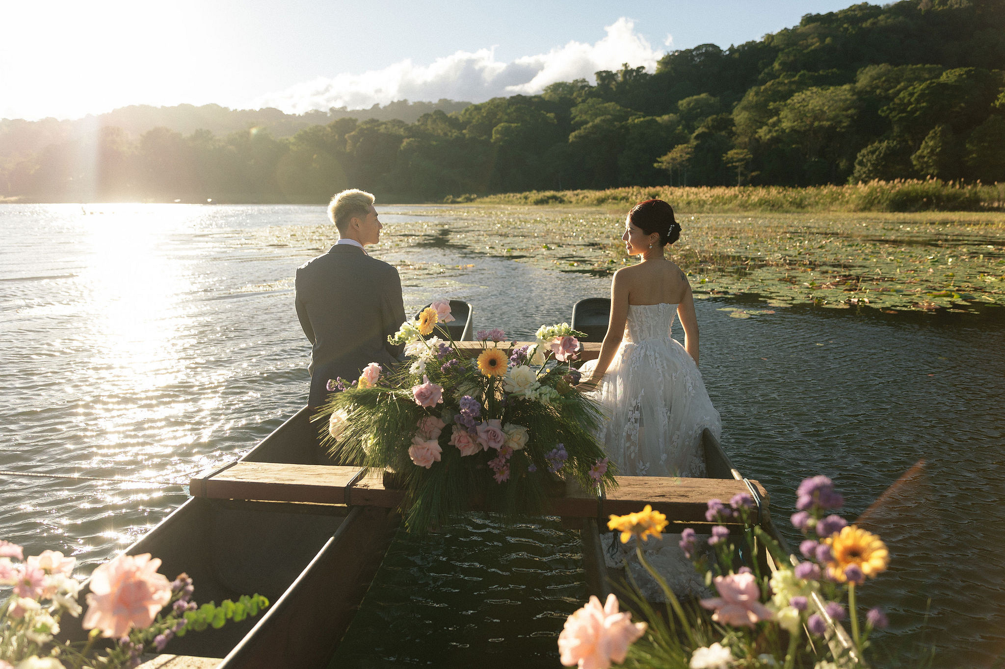Bali Pre-Wedding Photoshoot | Lake Tamblingan, Kebun Raya Botanic Gardens & Blangsinga Waterfall at Lake Tamblingan pre-wedding photo