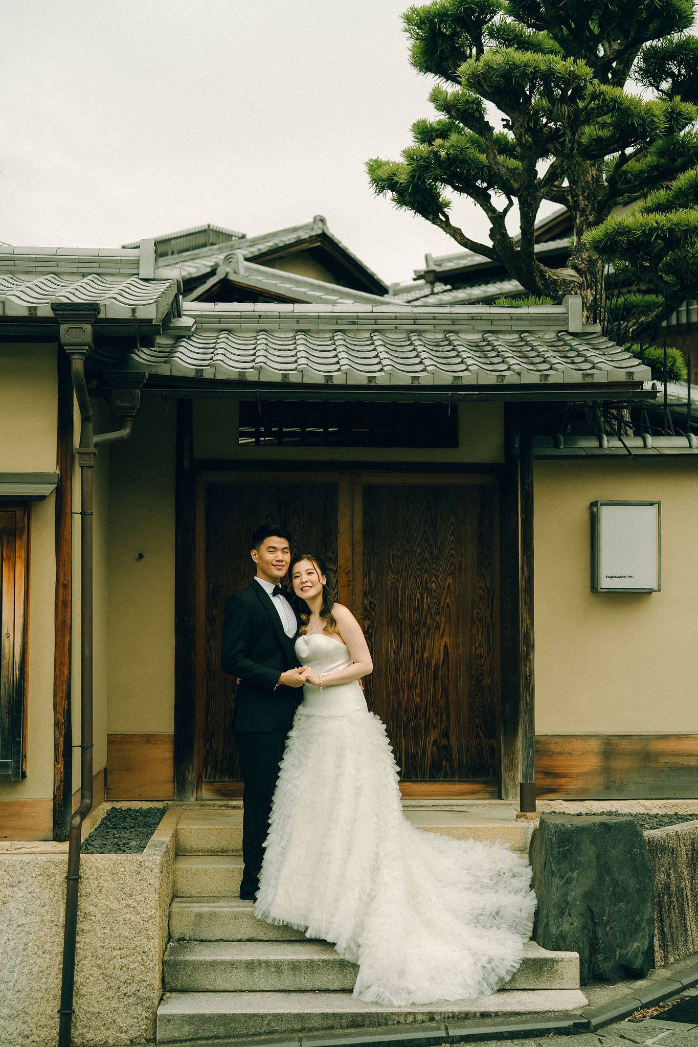 Kyoto Pre-Wedding Photoshoot | Fushimi Inari, Gion & Nara Park at Gion District & Historic Streets pre-wedding photo