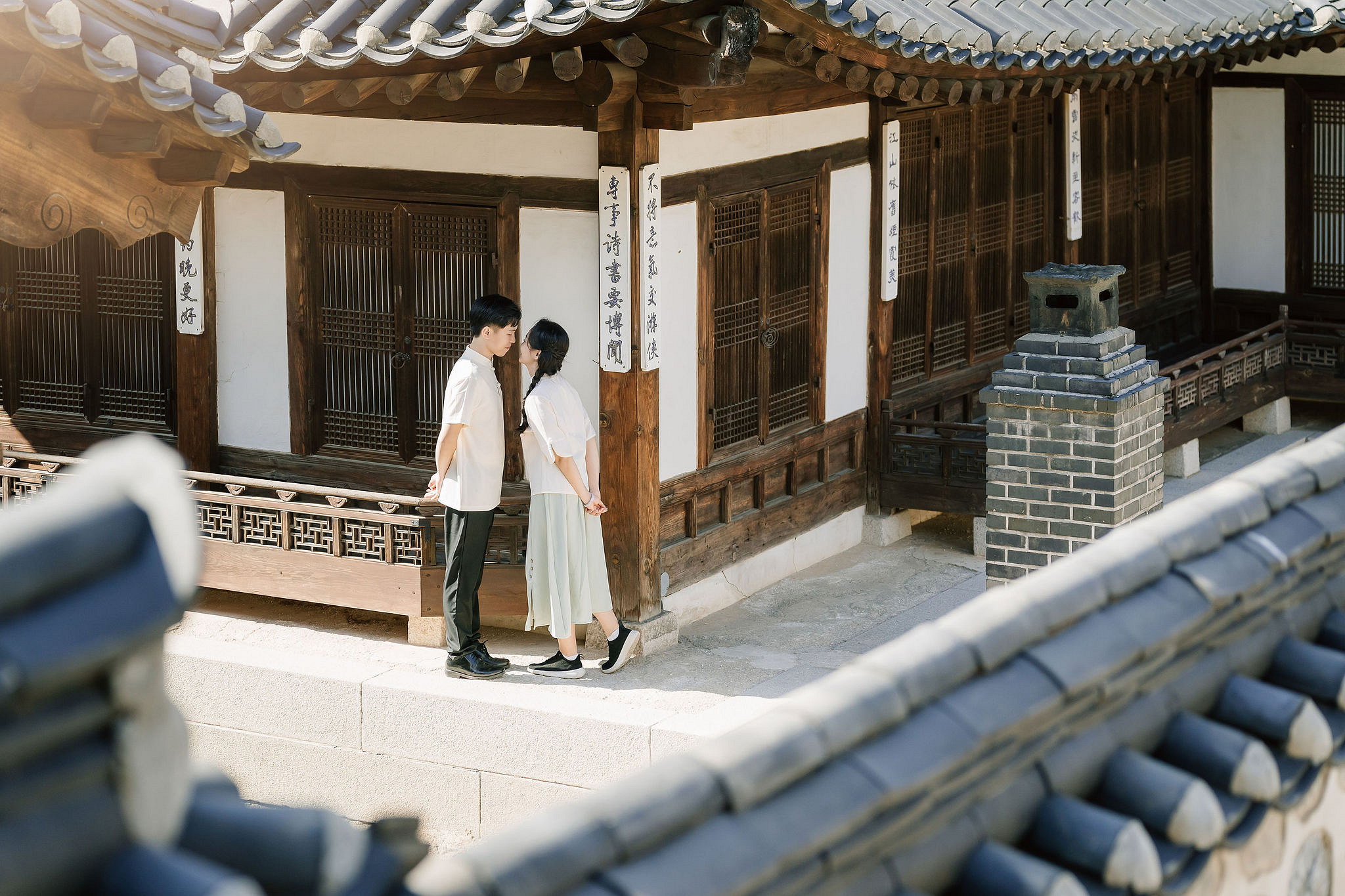 Seoul Pre-Wedding Photoshoot | Seoul Forest, Namsan Tower & Namsangol Hanok Village at Namsangol Hanok Village pre-wedding photo