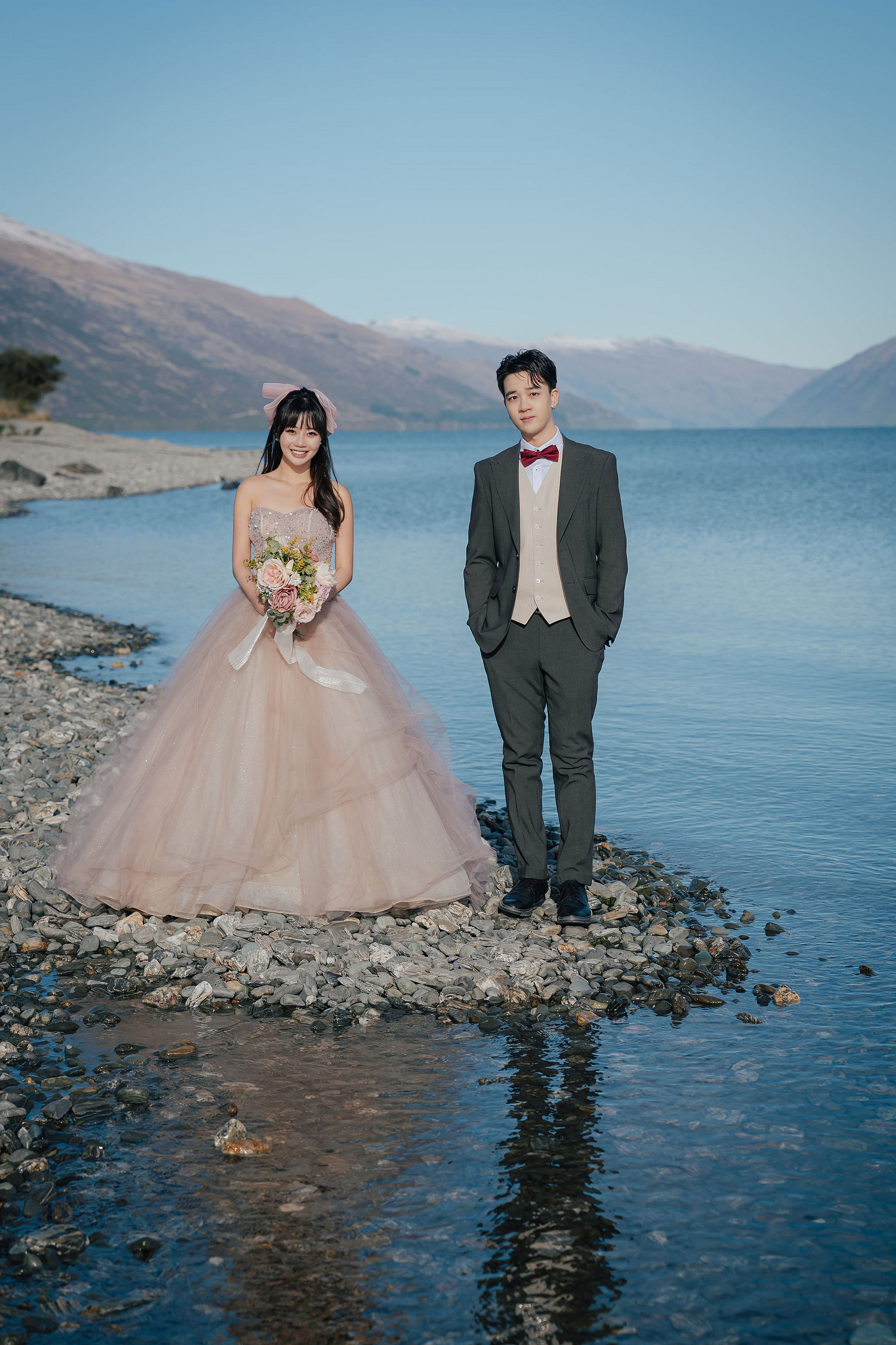 New Zealand Pre-Wedding Photoshoot | Lake Wakatipu, Fog Peak, Lake Tekapo, Glacier & Mount Cook National Park at Lake Wakatipu pre-wedding photo