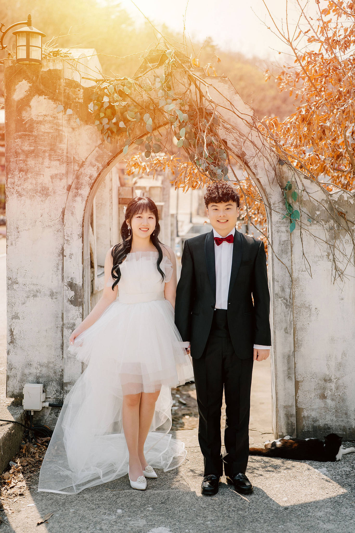 Seoul Pre-Wedding Photoshoot | Yongma Land, Seoul Forest & Namsangol Hanok Village at Yongma Land Amusement Park pre-wedding photo