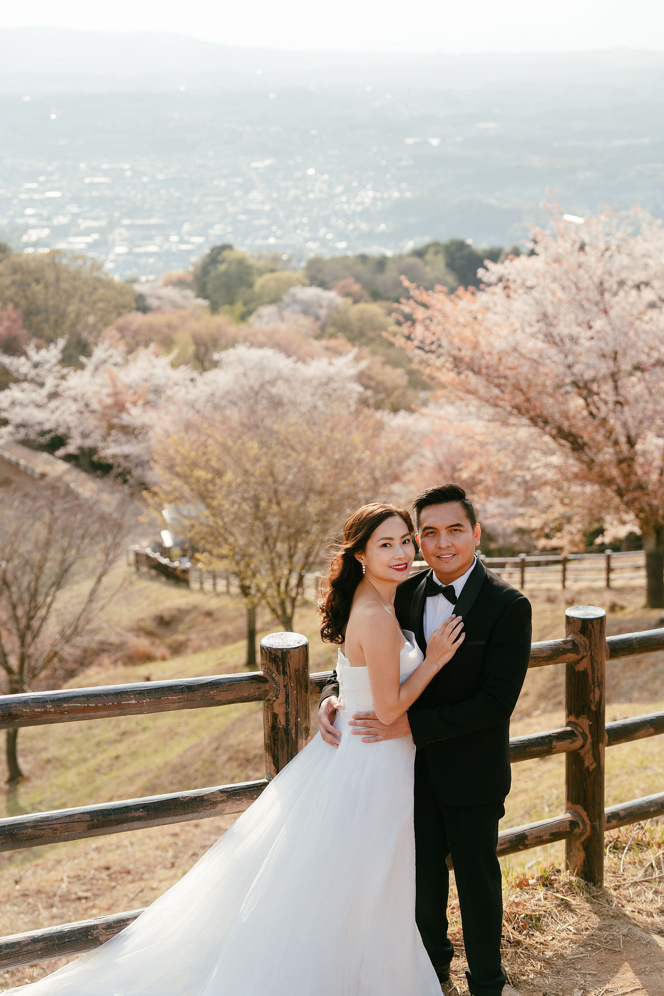 Kyoto Pre-Wedding Photoshoot | Gion Canal, Ninenzaka & Mount Wakakusa at Mount Wakakusa, Nara pre-wedding photo