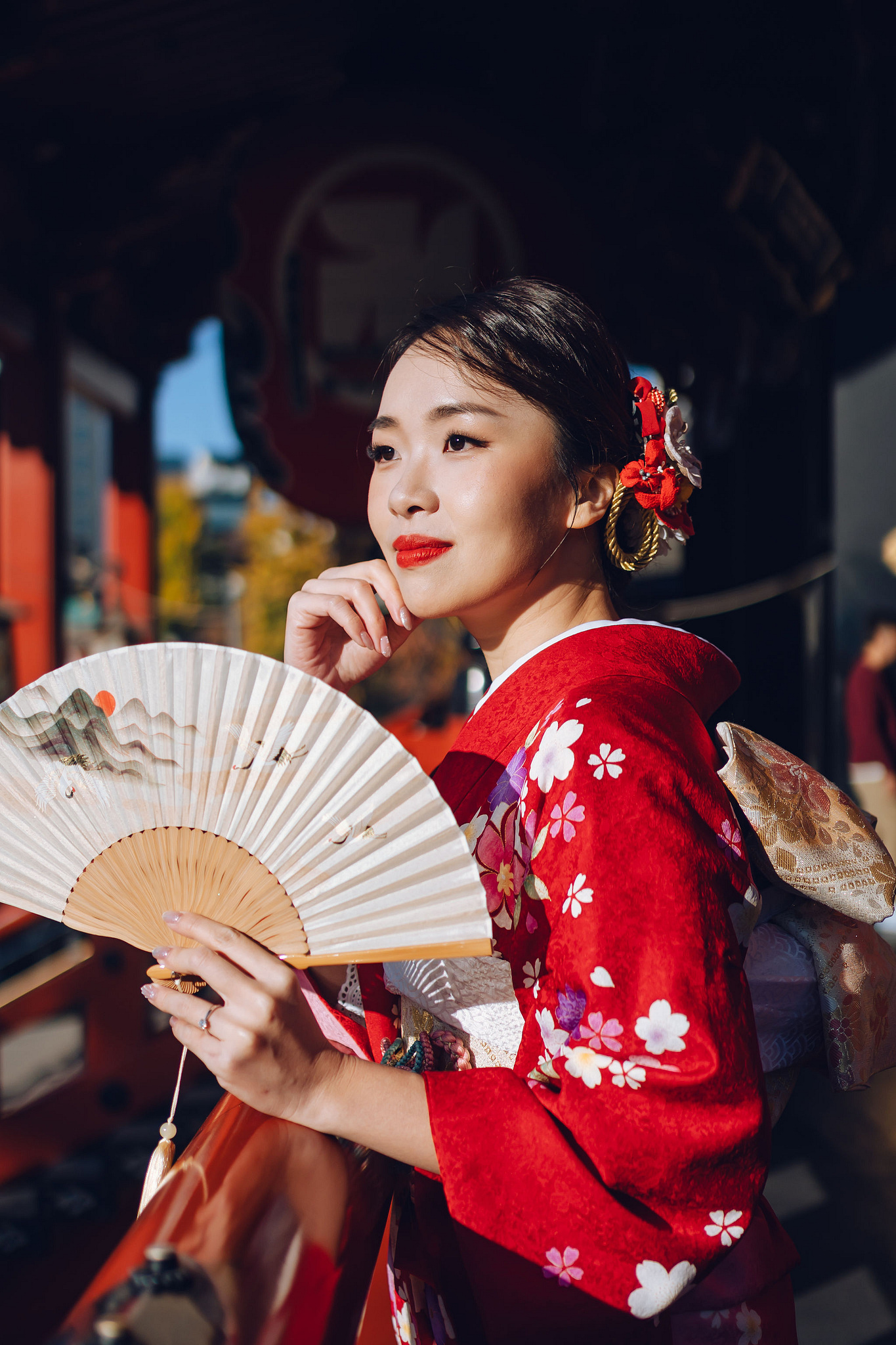 Tokyo & Mt Fuji Pre-Wedding Photoshoot | Asakusa Temple, Maple Corridor, Susuki Fields & Lake Kawaguchiko at Asakusa Temple pre-wedding photo