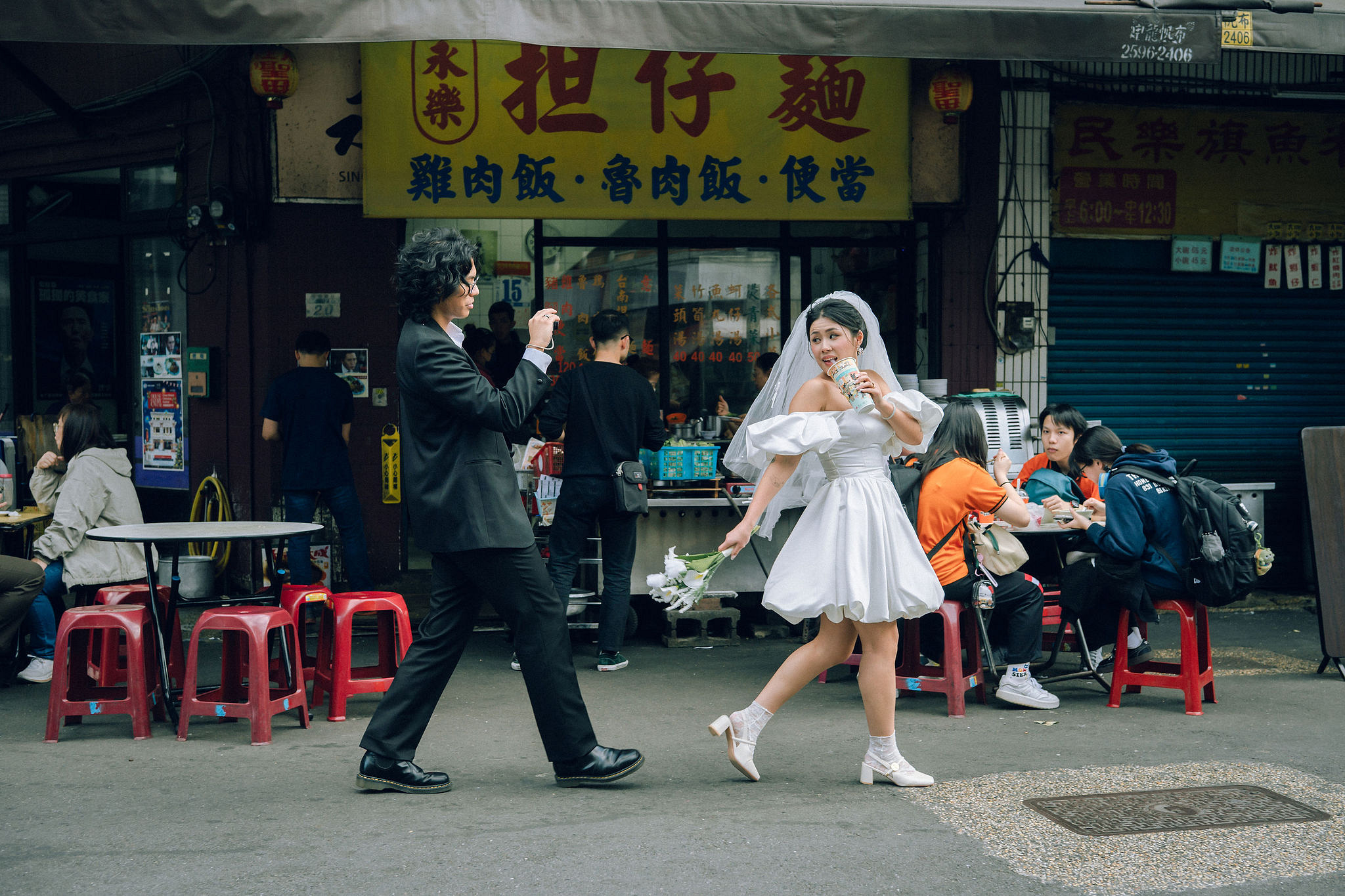 Taiwan Pre-Wedding Photoshoot | Lin Family Mansion, Dadaocheng & Yangmingshan at Dadaocheng pre-wedding photo