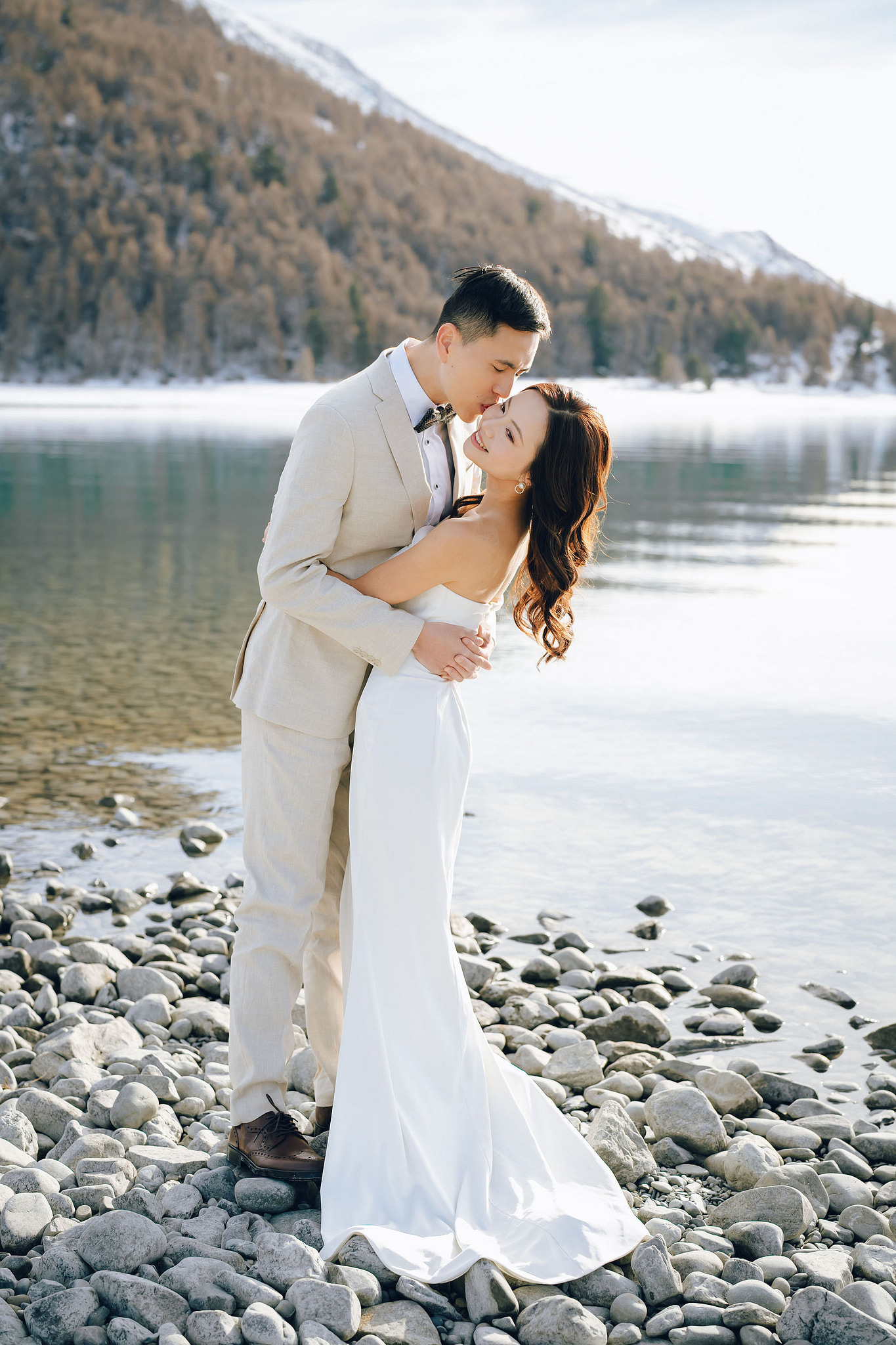 New Zealand Pre-Wedding Photoshoot with Lake Wakatipu, Skippers Canyon, Lake Tekapo, Mount Cook, and Omarama Clay Cliffs at Lake Tekapo & Mount Cook National Park pre-wedding photo