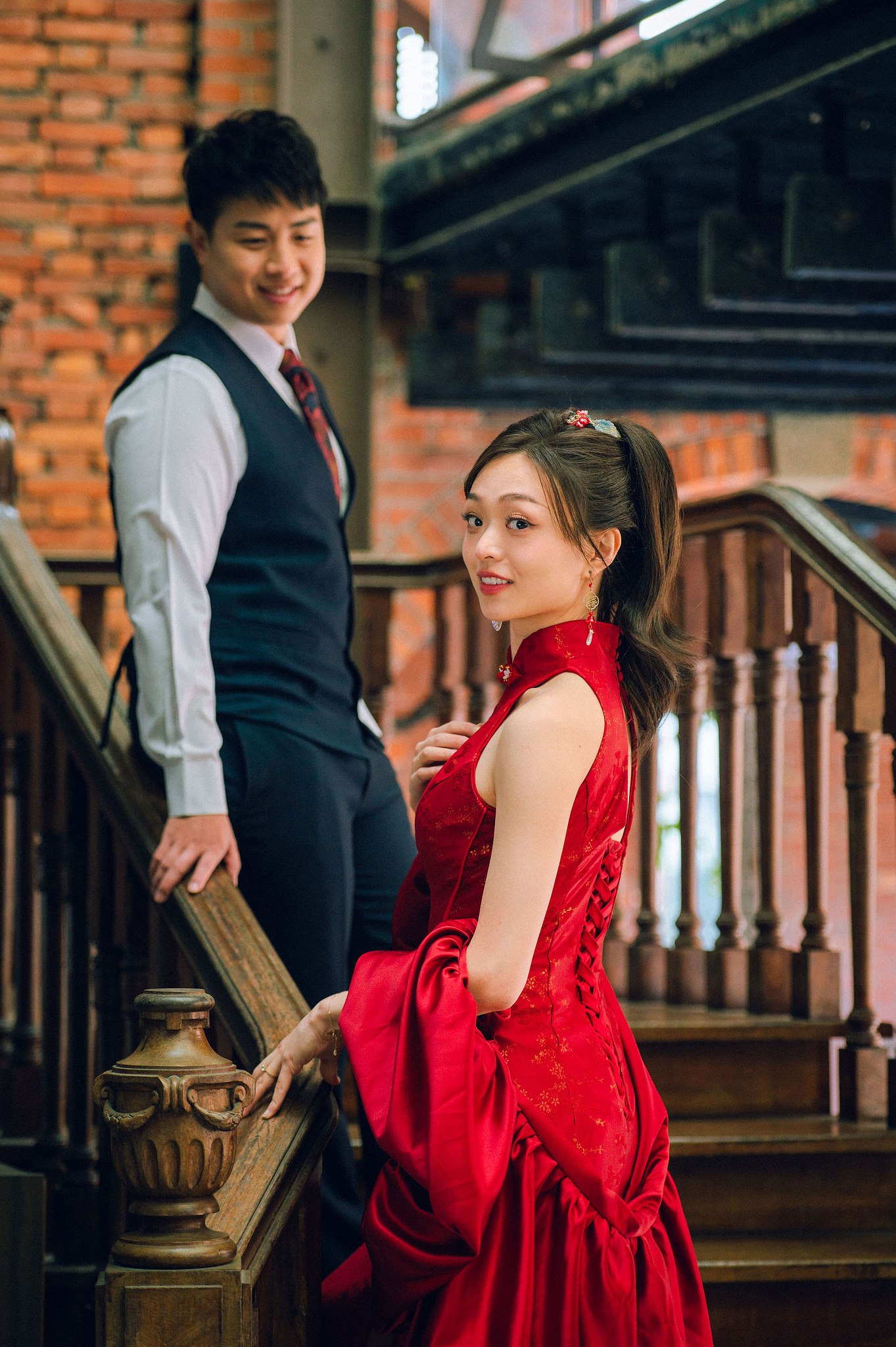 Taiwan Pre-Wedding Photoshoot | Dadaocheng, Nanjing Road & Huaxi Street at Nanjing Road pre-wedding photo