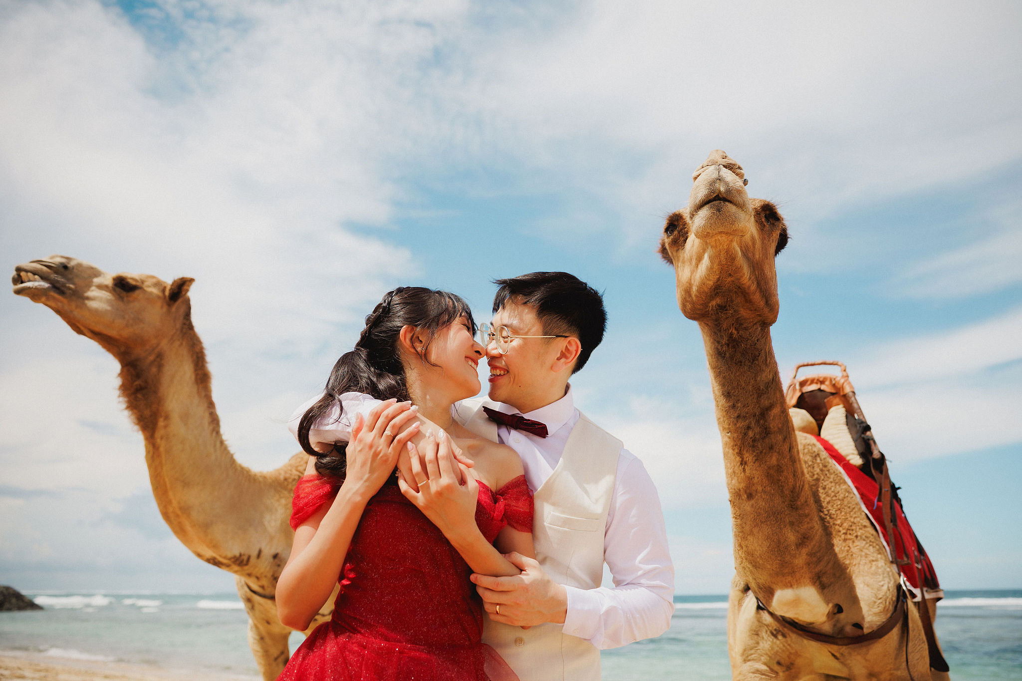 Bali Pre-Wedding Photoshoot | Pinggan Village, Sawangan Beach, Twin Cliff Valley & Malini Uluwatu at Sawangan Beach   pre-wedding photo