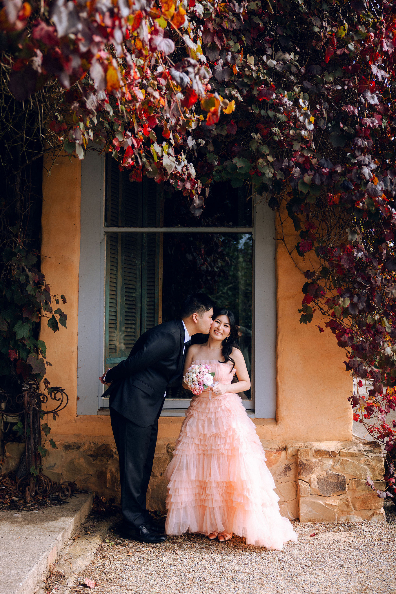 Melbourne Pre-Wedding Photoshoot | Mont Du Soleil, St Patrick Cathedral, The Parliament House & Prince Bridge at Mont Du Soleil pre-wedding photo
