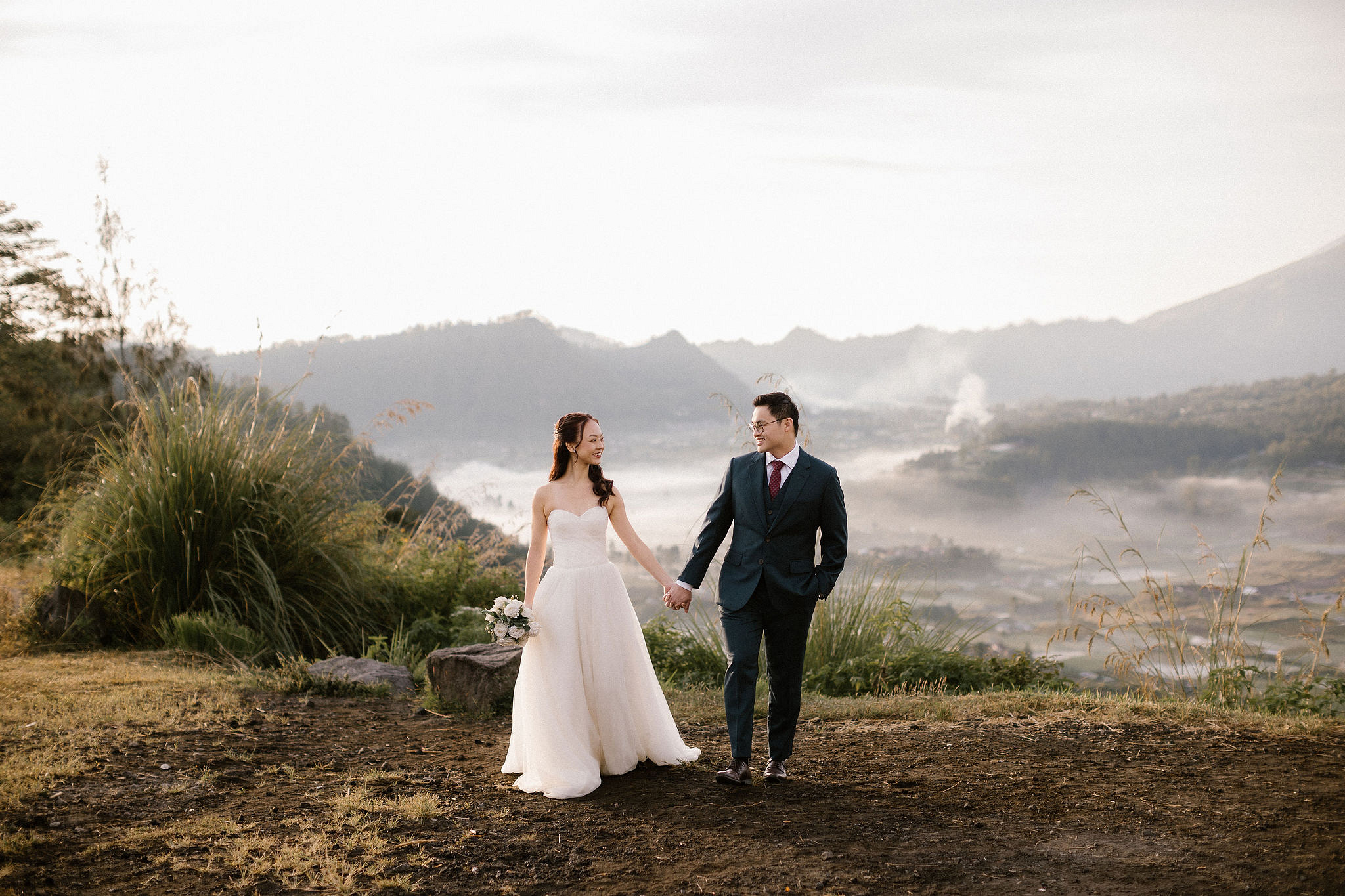 Bali Pre-Wedding Photoshoot | Pinggan Village, Lava Fields, Twin Cliff Valley & Beach at Pinggan Village   pre-wedding photo