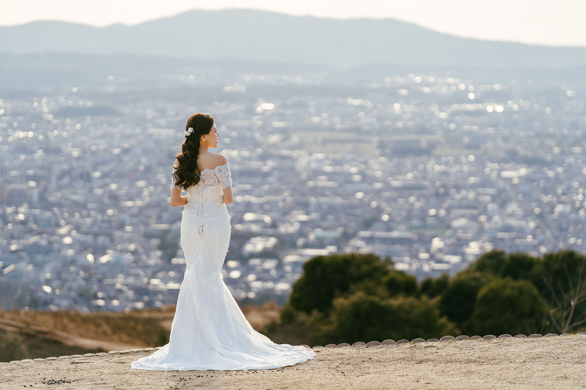 Kyoto Pre-Wedding Photoshoot | Nara Park, Gion & Mount Wakakusa at Mount Wakakusa pre-wedding photo