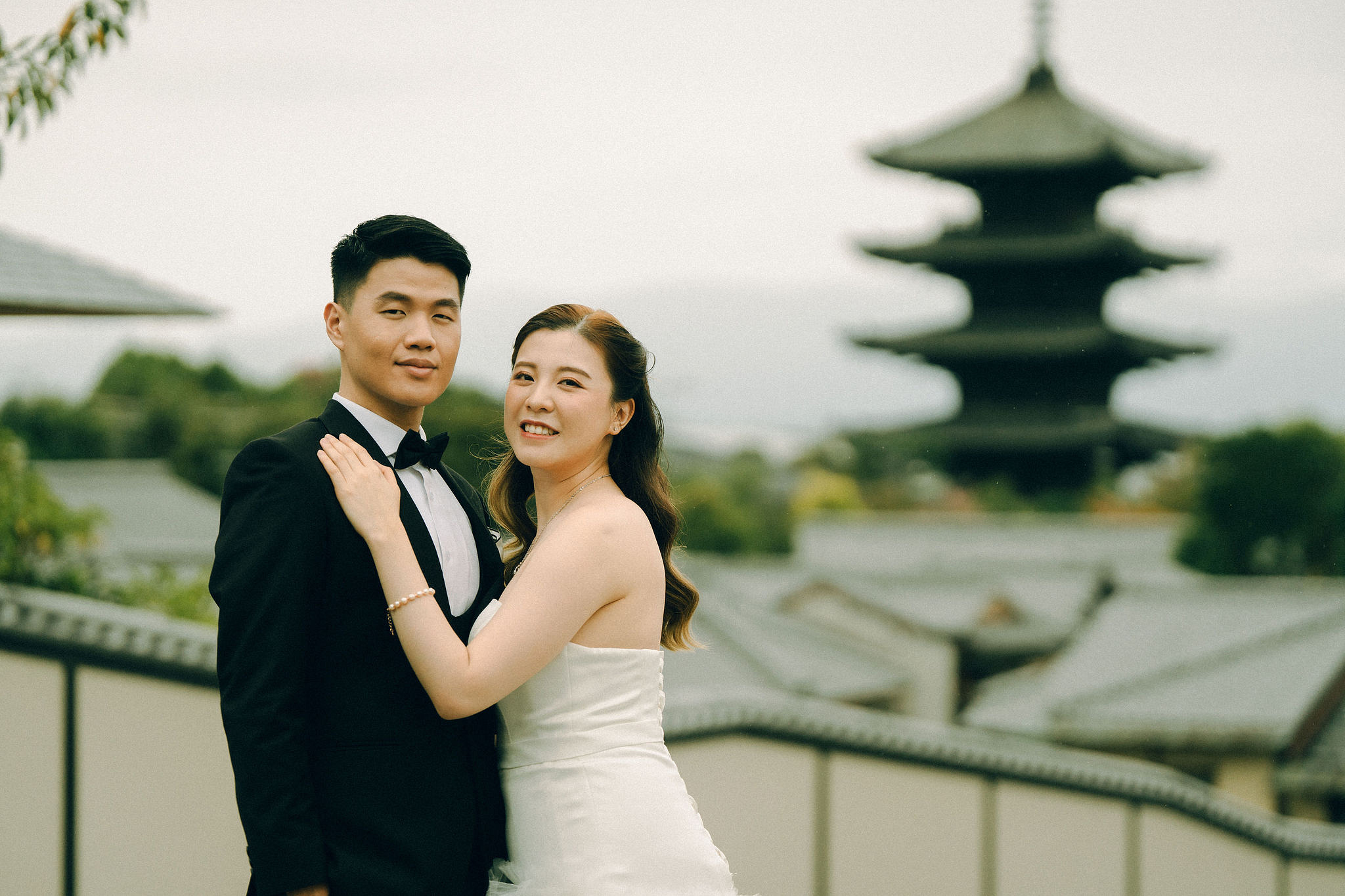Kyoto Pre-Wedding Photoshoot | Fushimi Inari, Gion & Nara Park at Gion District & Historic Streets pre-wedding photo