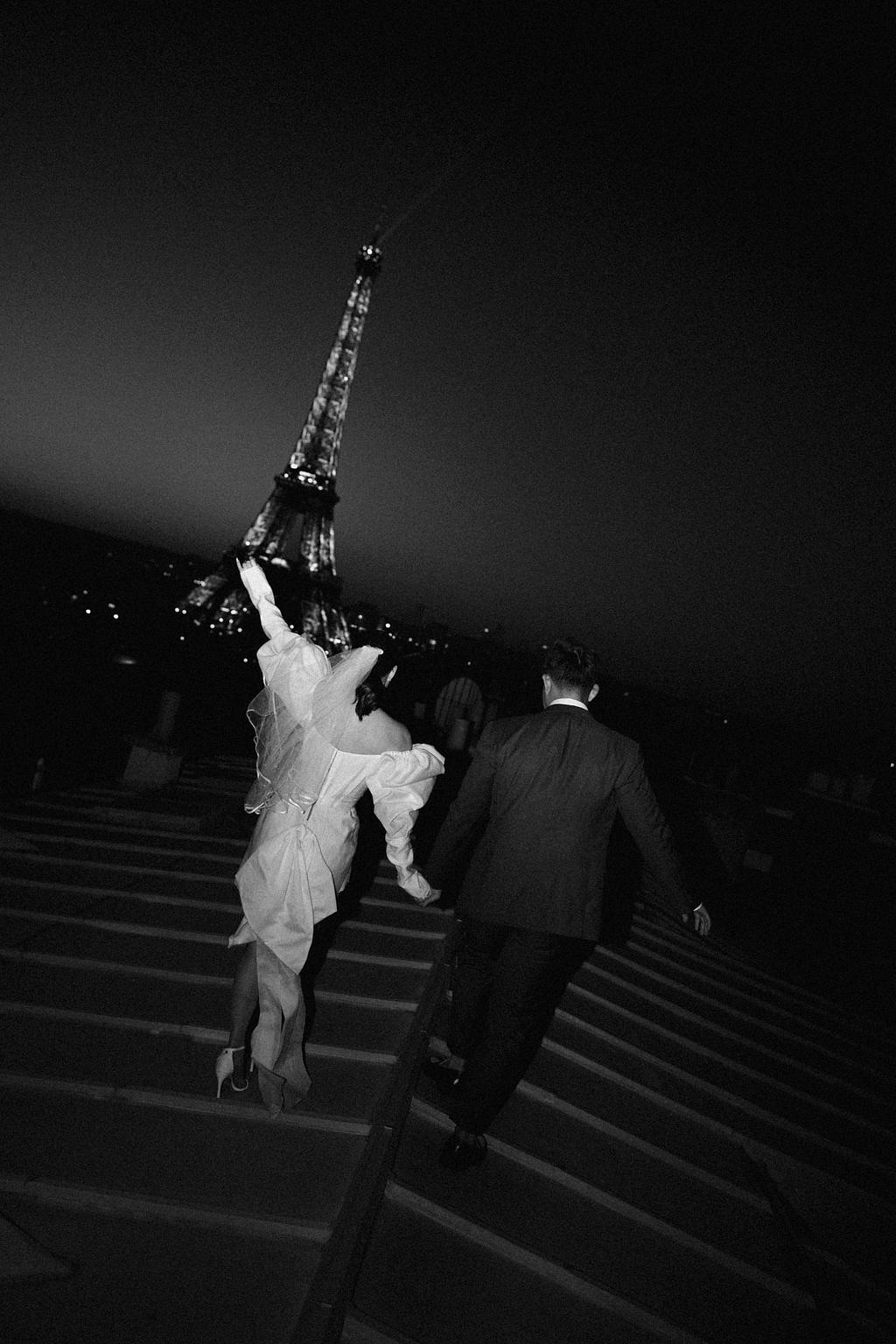 Paris Pre-Wedding Photoshoot with Eiﬀel Tower Louvre Museum Parisian Cafe Vintage Car Rooftop Night at Paris Rooftop pre-wedding photo