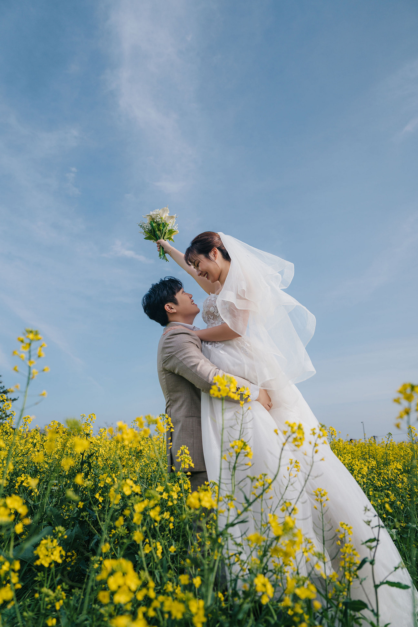Jeju Pre-Wedding Photoshoot | Wangimae Forest, Yerae Ecological Park & Geumneung Beach at Yerae Ecological Park pre-wedding photo