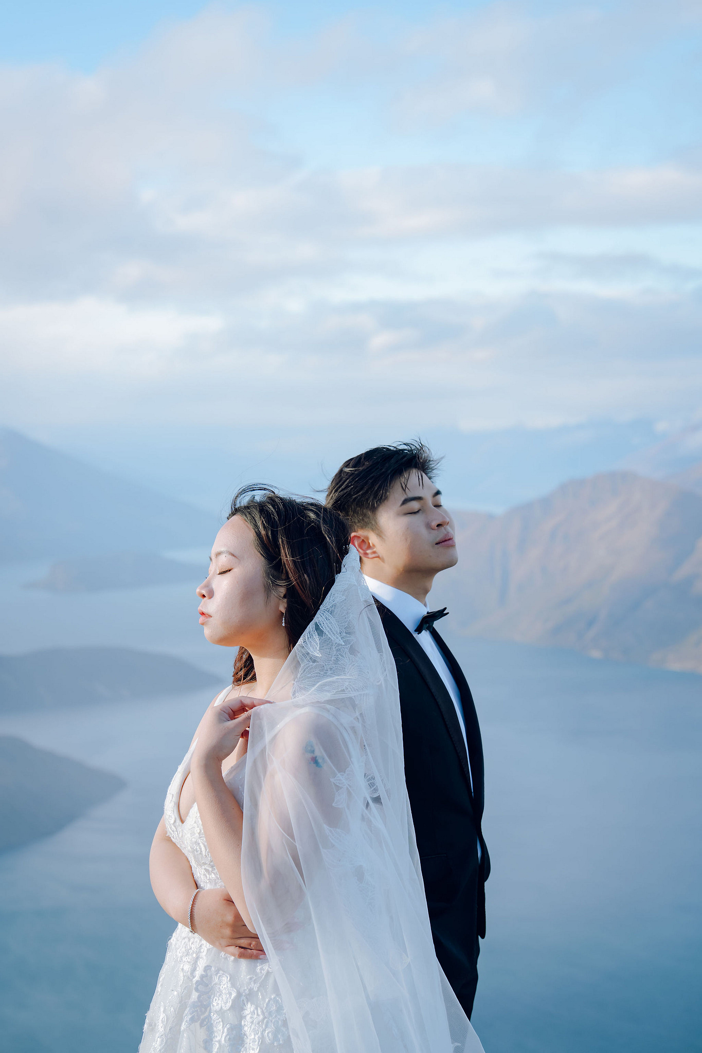 New Zealand Pre-Wedding Photoshoot | Lake Wakatipu, Alta Tarns, Coromandel Peak to Mount Cook at Coromandel Peak pre-wedding photo