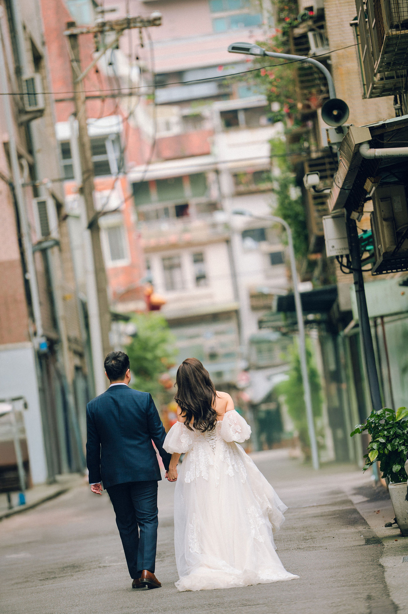 Taiwan Pre-Wedding Photoshoot | Dadaocheng, Nanjing Road & Huaxi Street at Dadaocheng pre-wedding photo