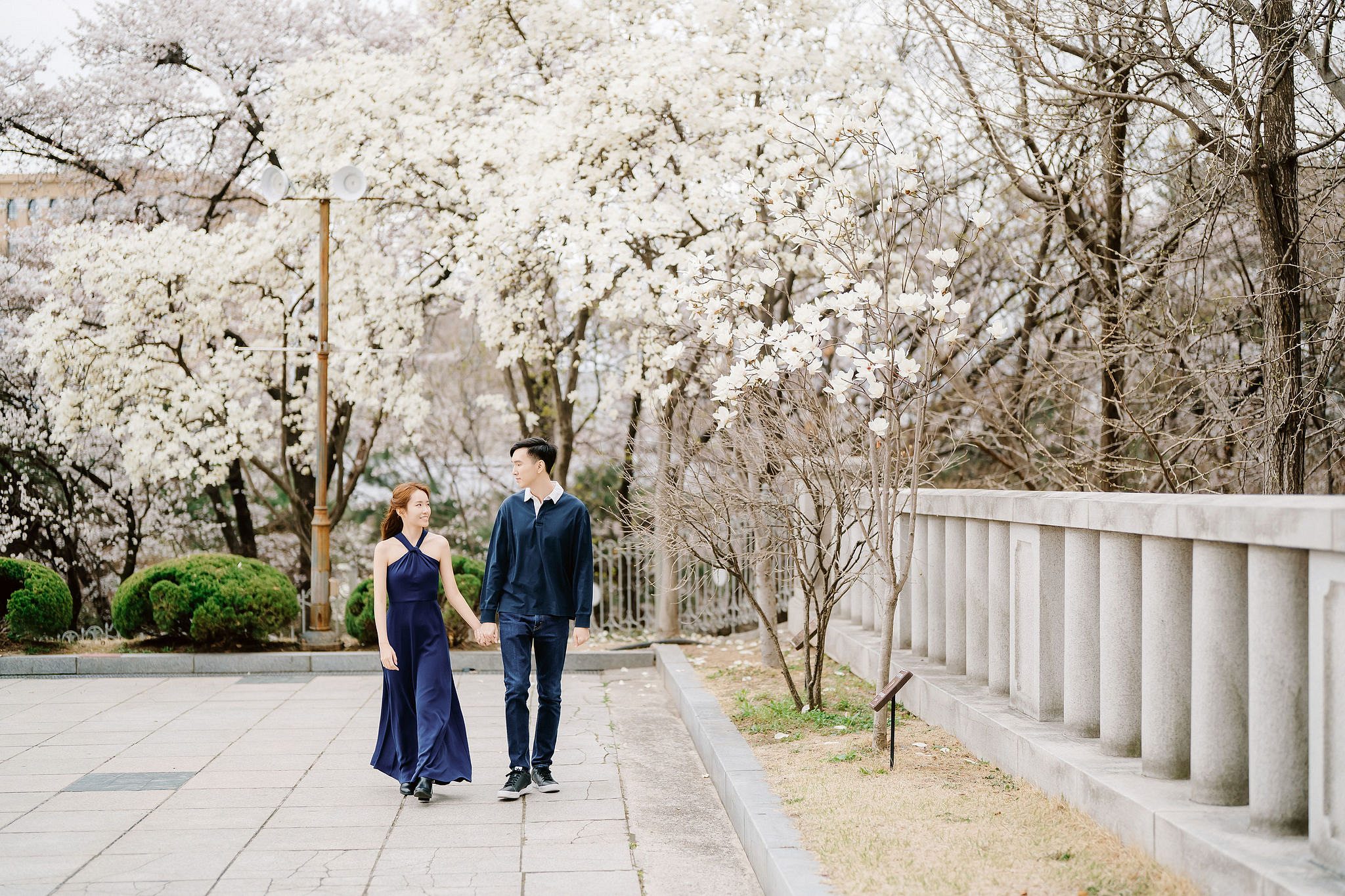 Seoul Pre-Wedding Photoshoot | Yongsan Park, Yonsei University & Kyung Hee University at Kyung Hee University pre-wedding photo