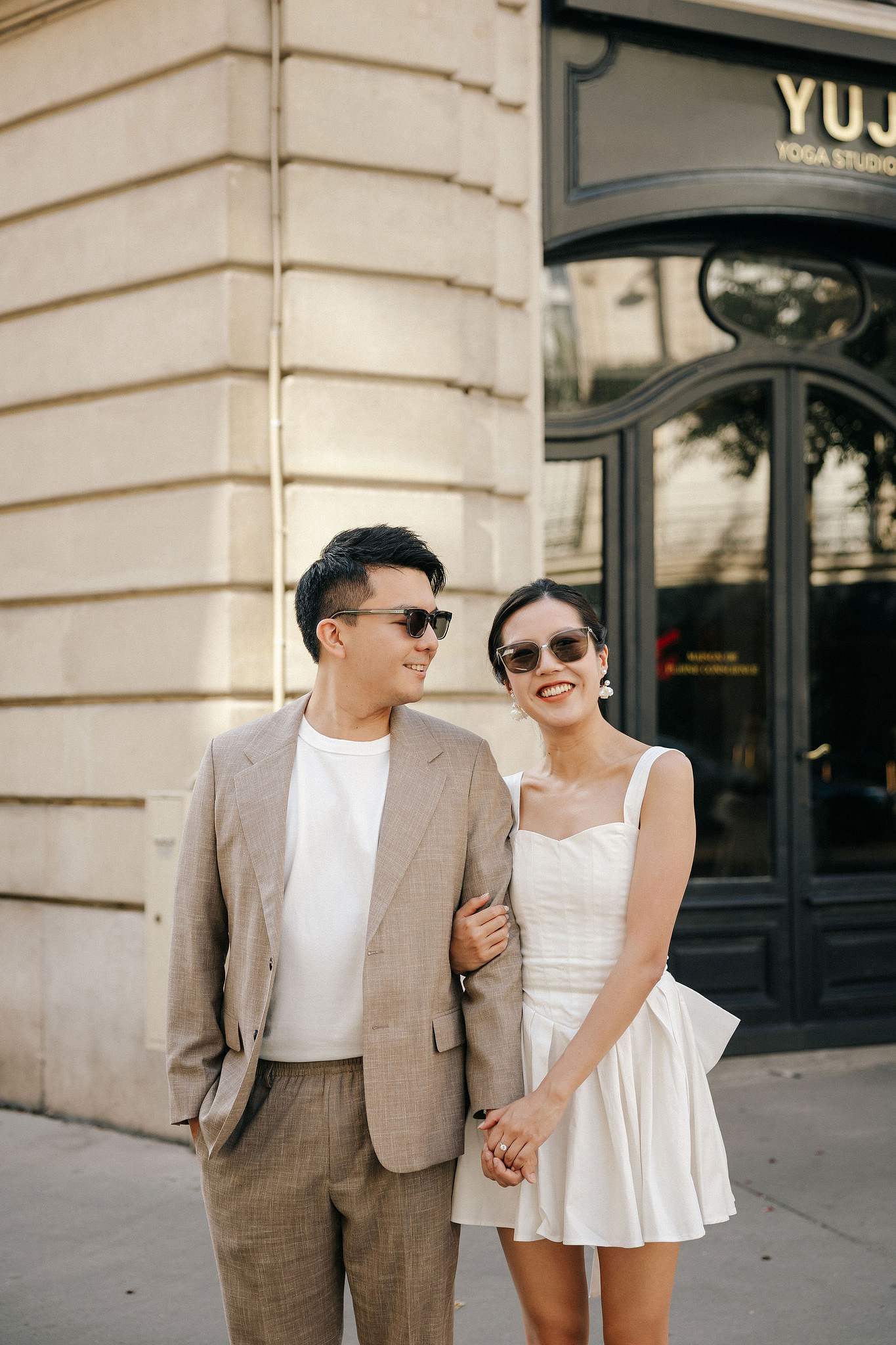 Paris Pre-Wedding Photoshoot | Place du Trocadéro, Bir-Hakeim Bridge & Parisian Streets at Parisian Streets pre-wedding photo
