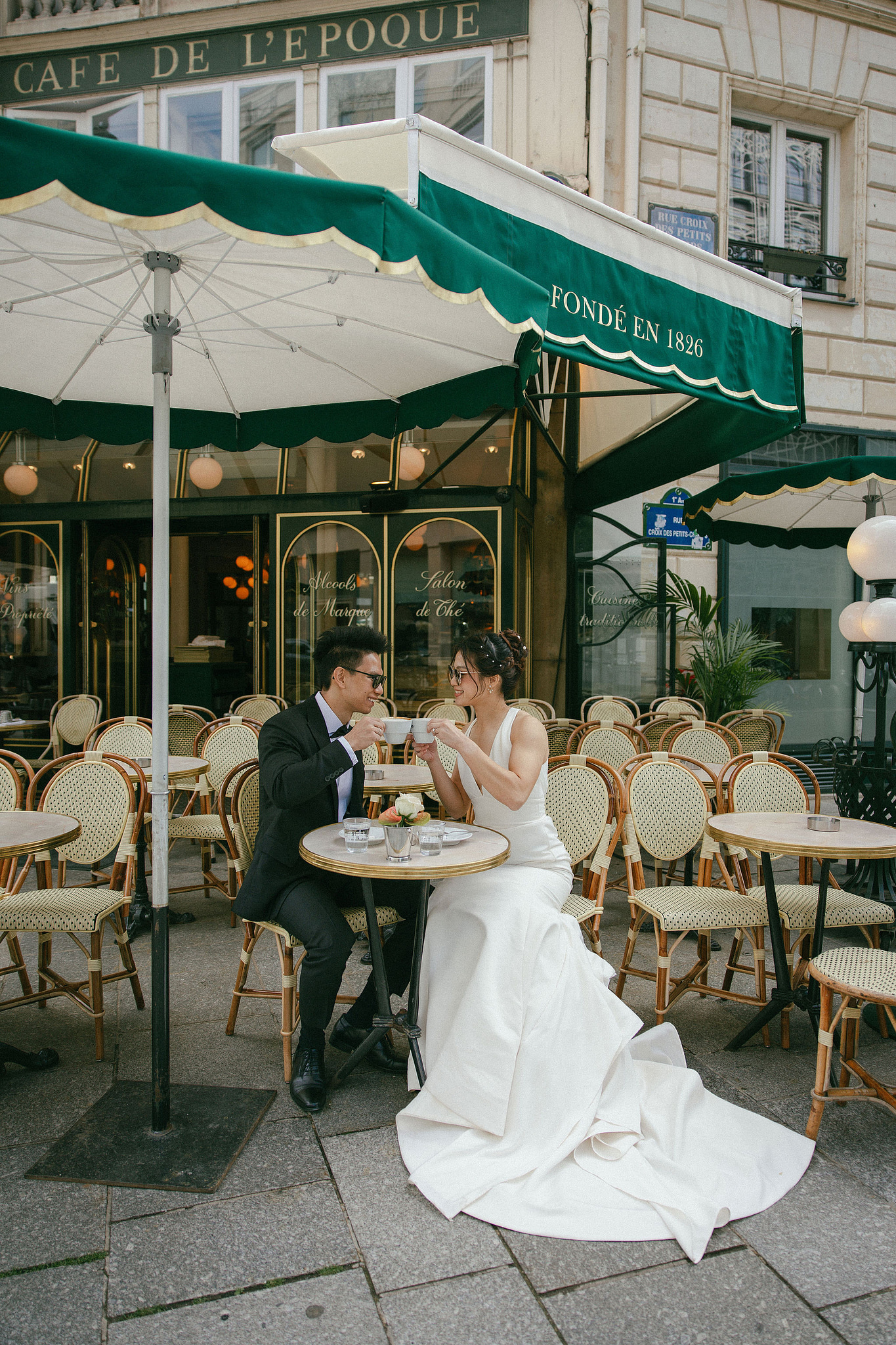 Paris Pre-Wedding Photoshoot | Place du Trocadéro, Luxembourg Gardens, Parisian Café, Louvre & Bir-Hakeim Bridge at Parisian Café pre-wedding photo