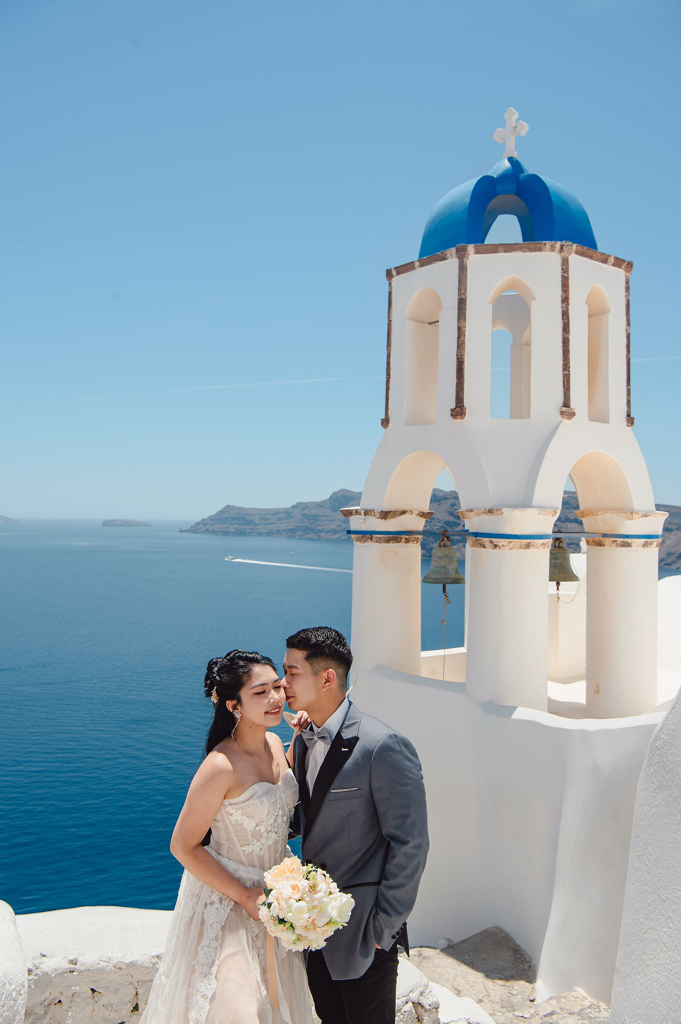 Santorini Pre-Wedding Photoshoot | Imerovigli, Firostefani & Finikia at Firostefani pre-wedding photo