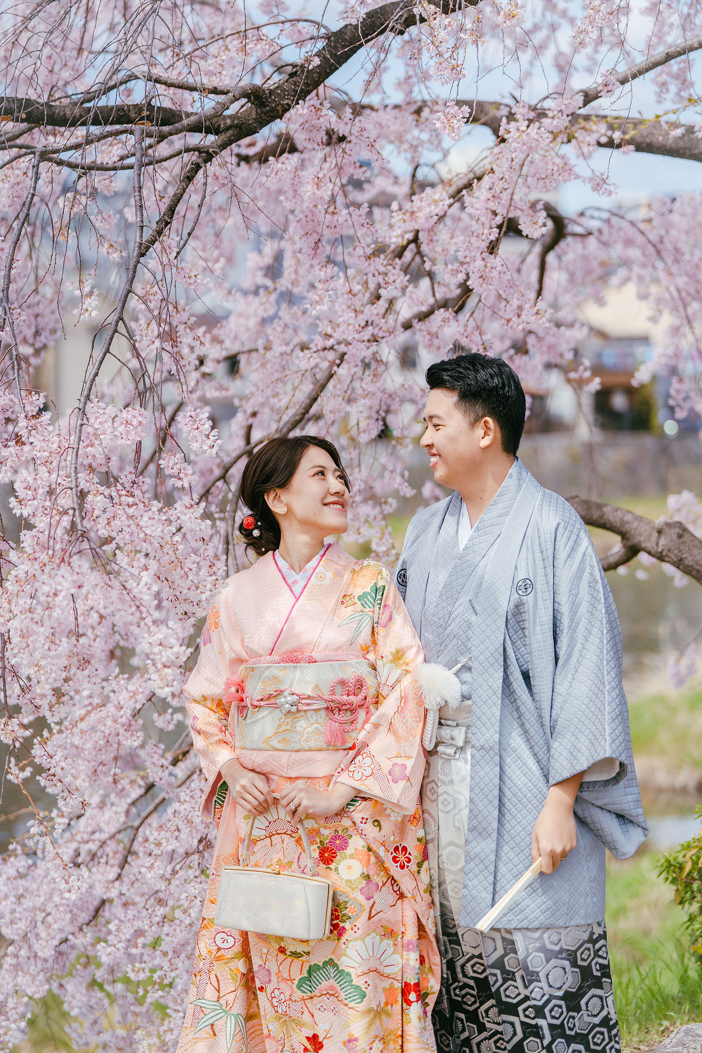 Kyoto Pre-Wedding Photoshoot | Nara Park, Gion & Mount Wakakusa at Gion pre-wedding photo