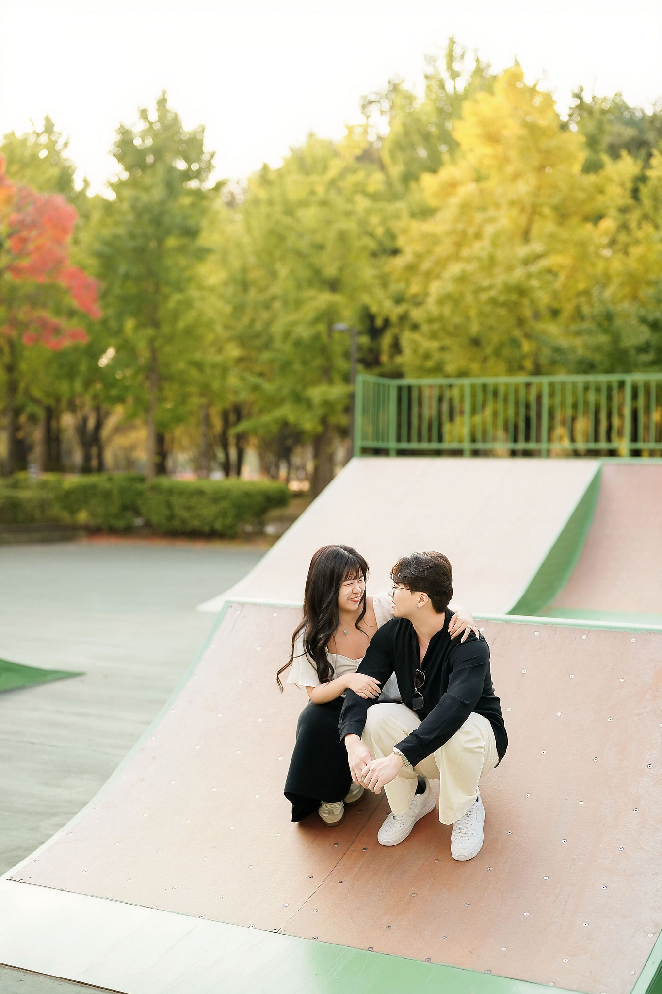 Seoul Pre-Wedding Photoshoot | Muhly Park, Seoul Forest & Cafe Street` at Cafe Street pre-wedding photo