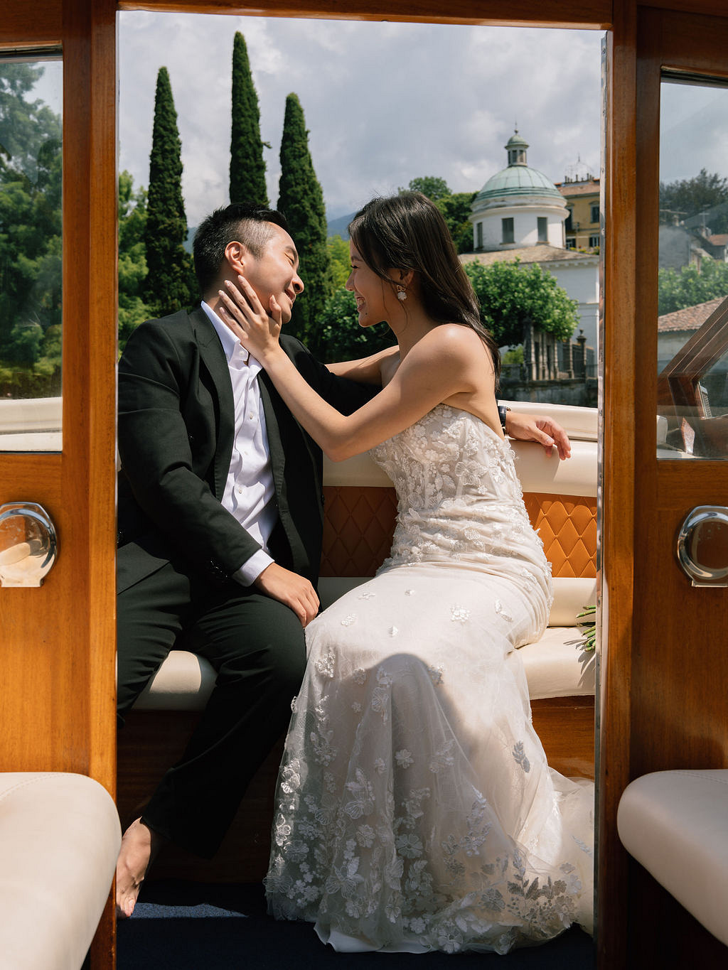 Lake Como Pre-Wedding Photoshoot | Bellagio, Lake Como & Villa Melzi Gardens at Lake Como pre-wedding photo