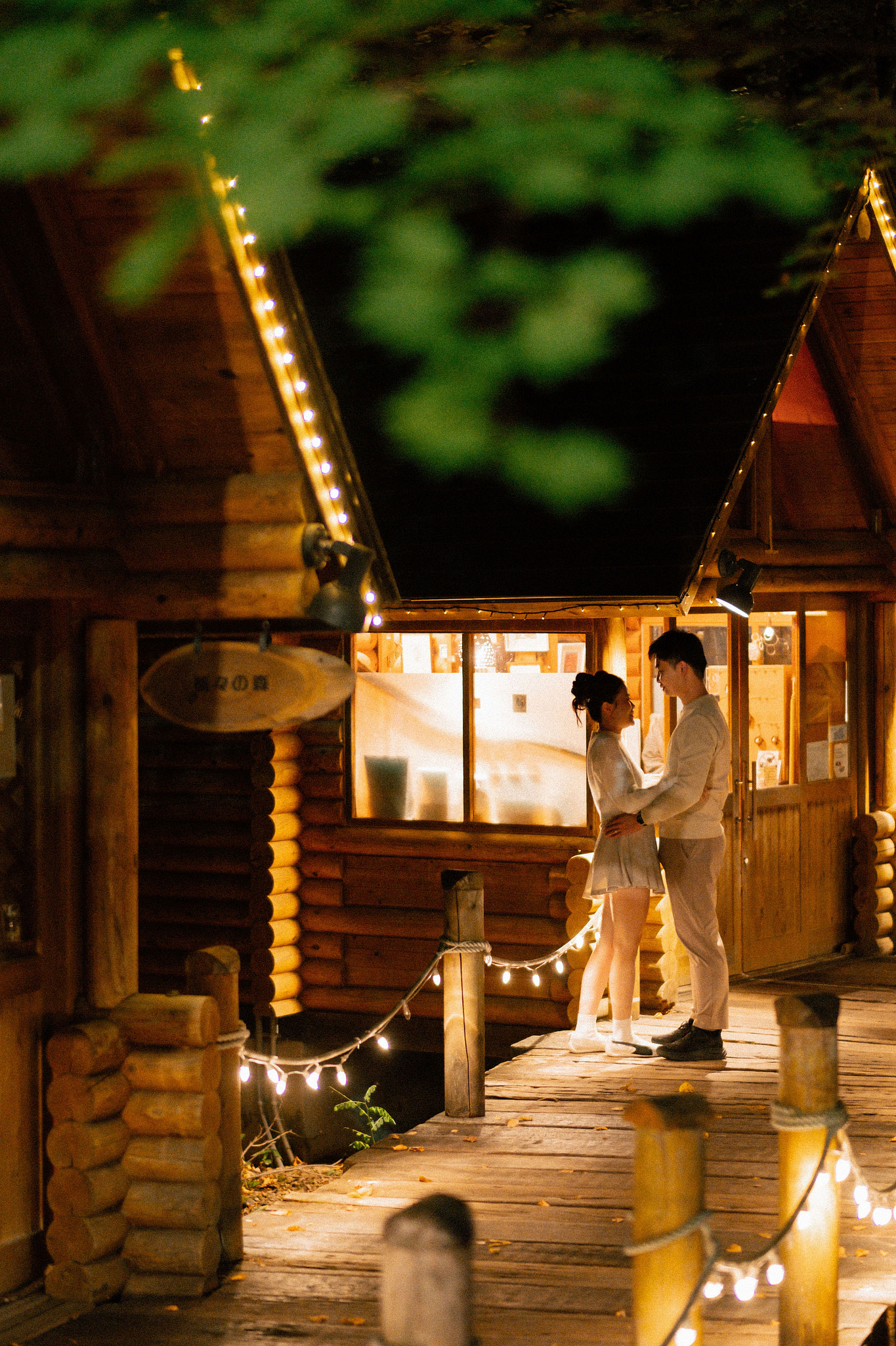 Furano, Hokkaido Pre-Wedding Photoshoot | Farm Chiyoda, Shikisai-no-oka & Ningle Terrace at Ningle Terrace pre-wedding photo