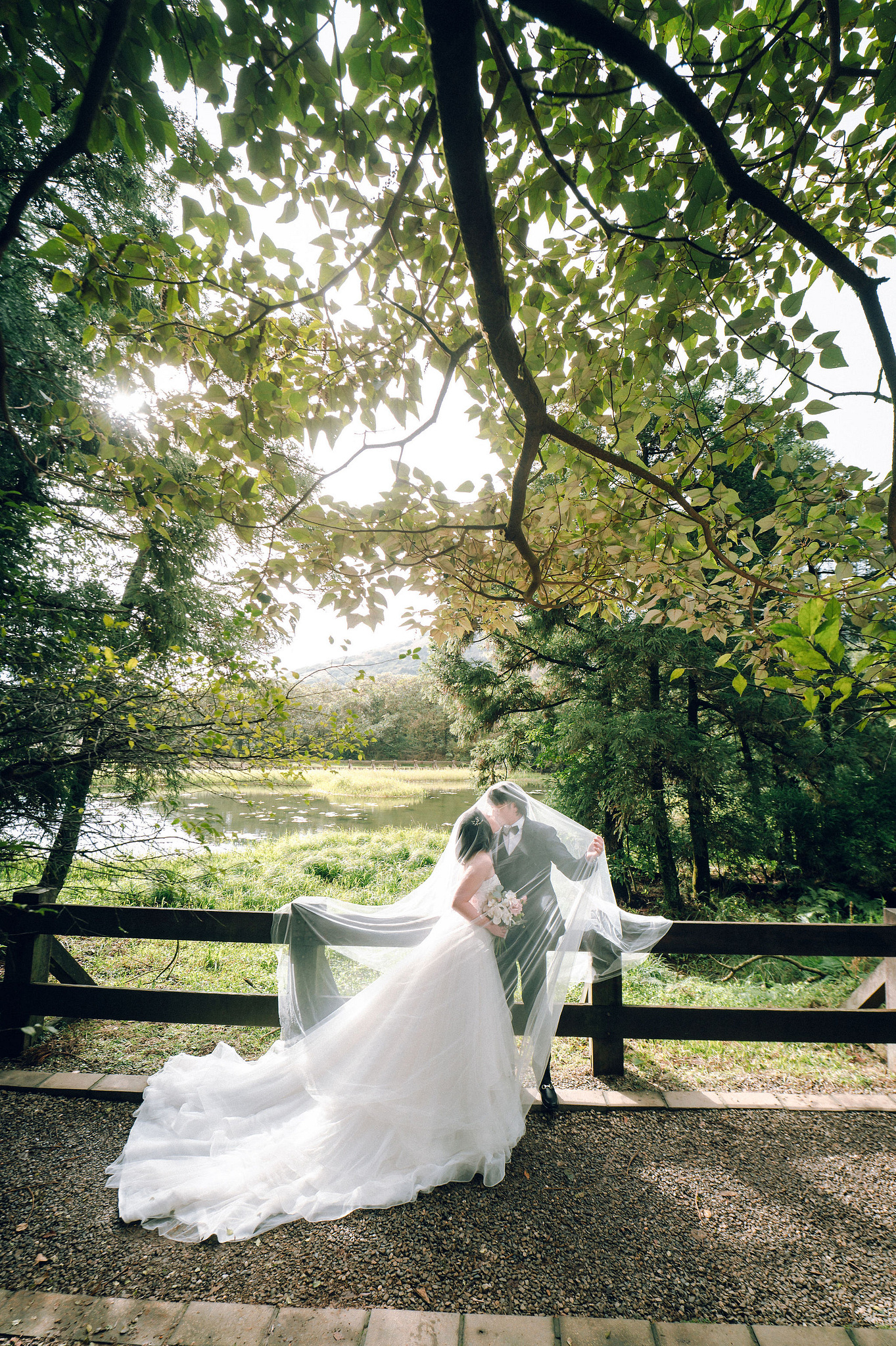 Taiwan Pre-Wedding Photoshoot | Ximending, Lengshuikeng & Jiufen at Leng Shui Keng pre-wedding photo