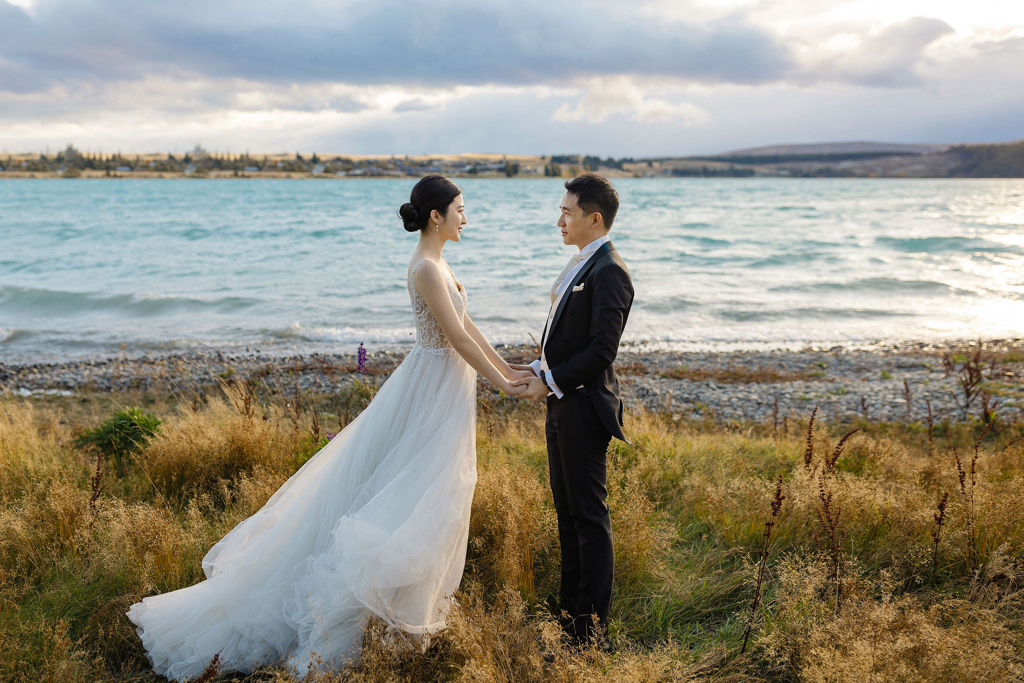 New Zealand Pre-Wedding Photoshoot | South Island at South Island pre-wedding photo