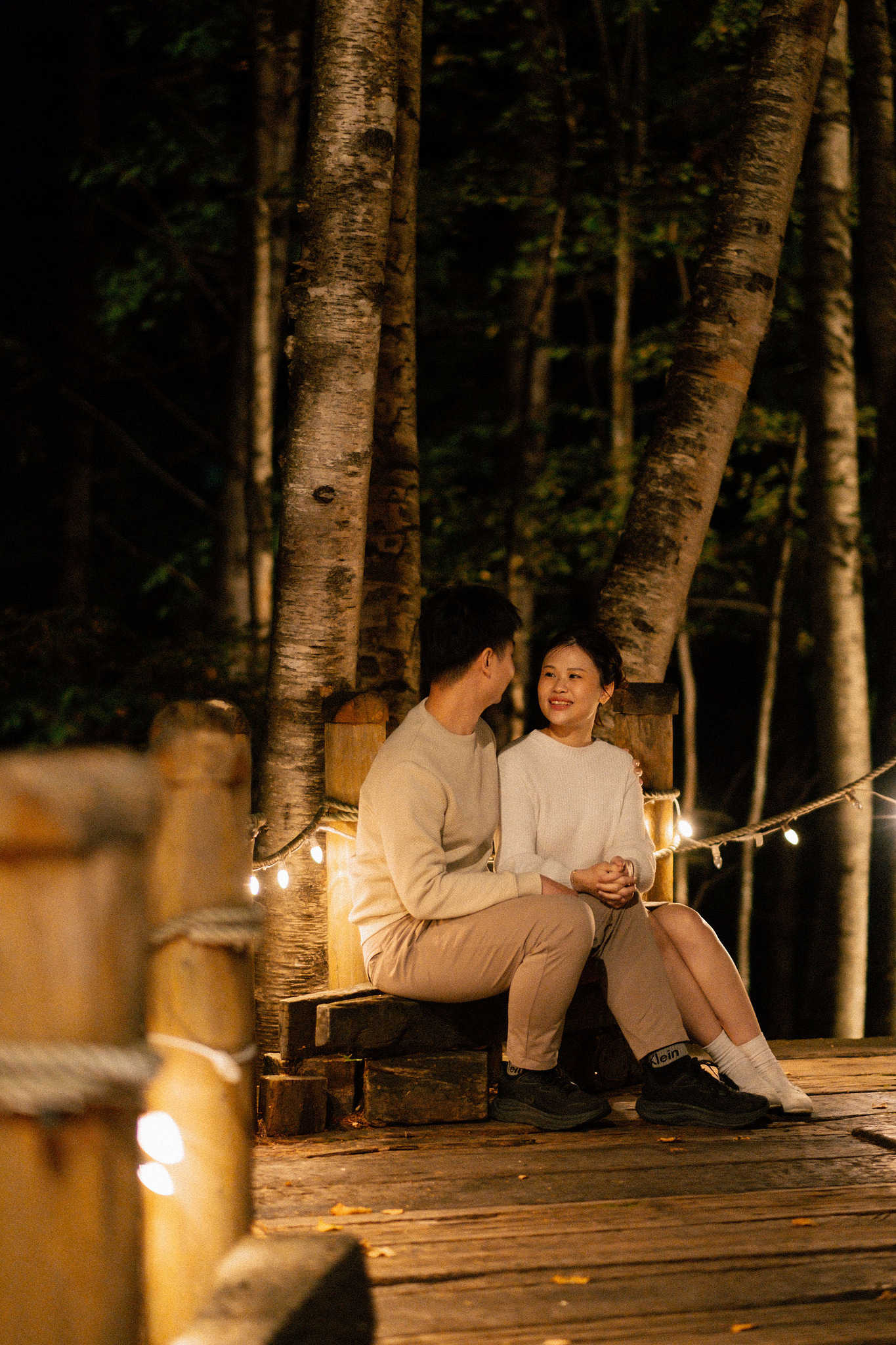 Furano, Hokkaido Pre-Wedding Photoshoot | Farm Chiyoda, Shikisai-no-oka & Ningle Terrace at Ningle Terrace pre-wedding photo