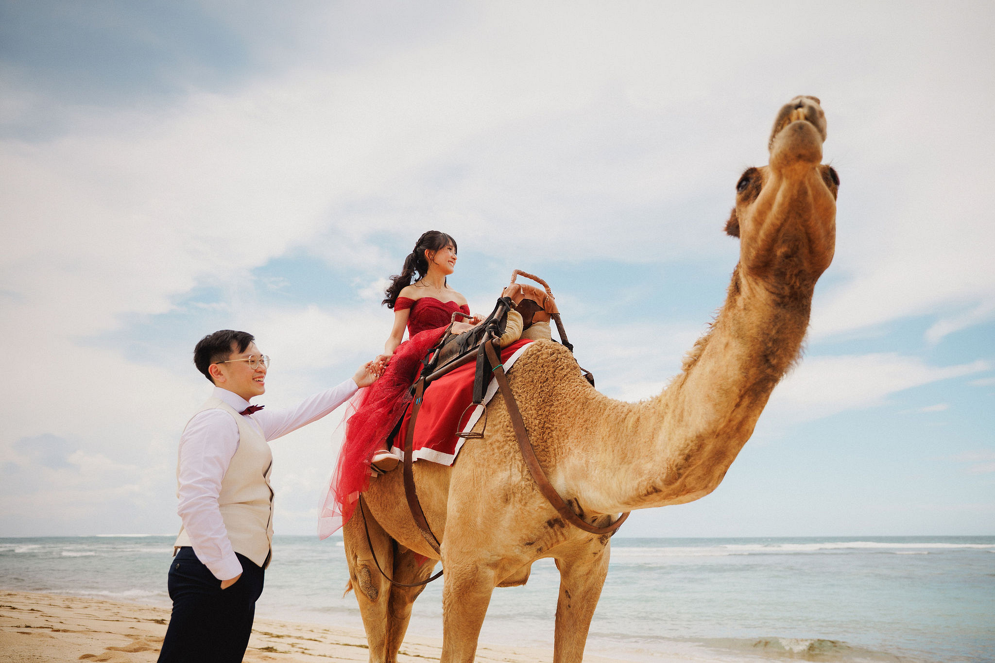 Bali Pre-Wedding Photoshoot | Pinggan Village, Sawangan Beach, Twin Cliff Valley & Malini Uluwatu at Sawangan Beach   pre-wedding photo